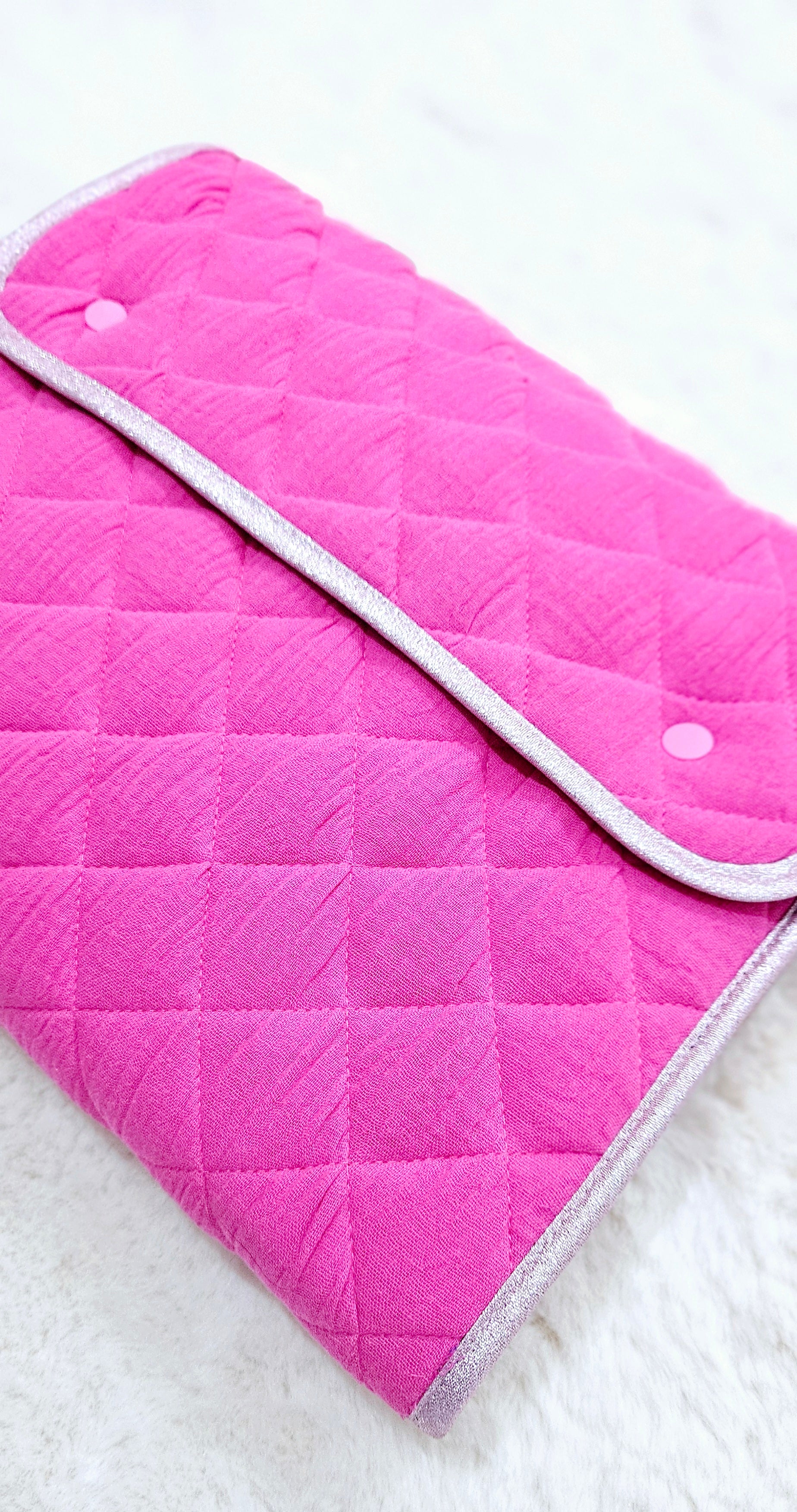 Tapis à langer nomade Rose fushia