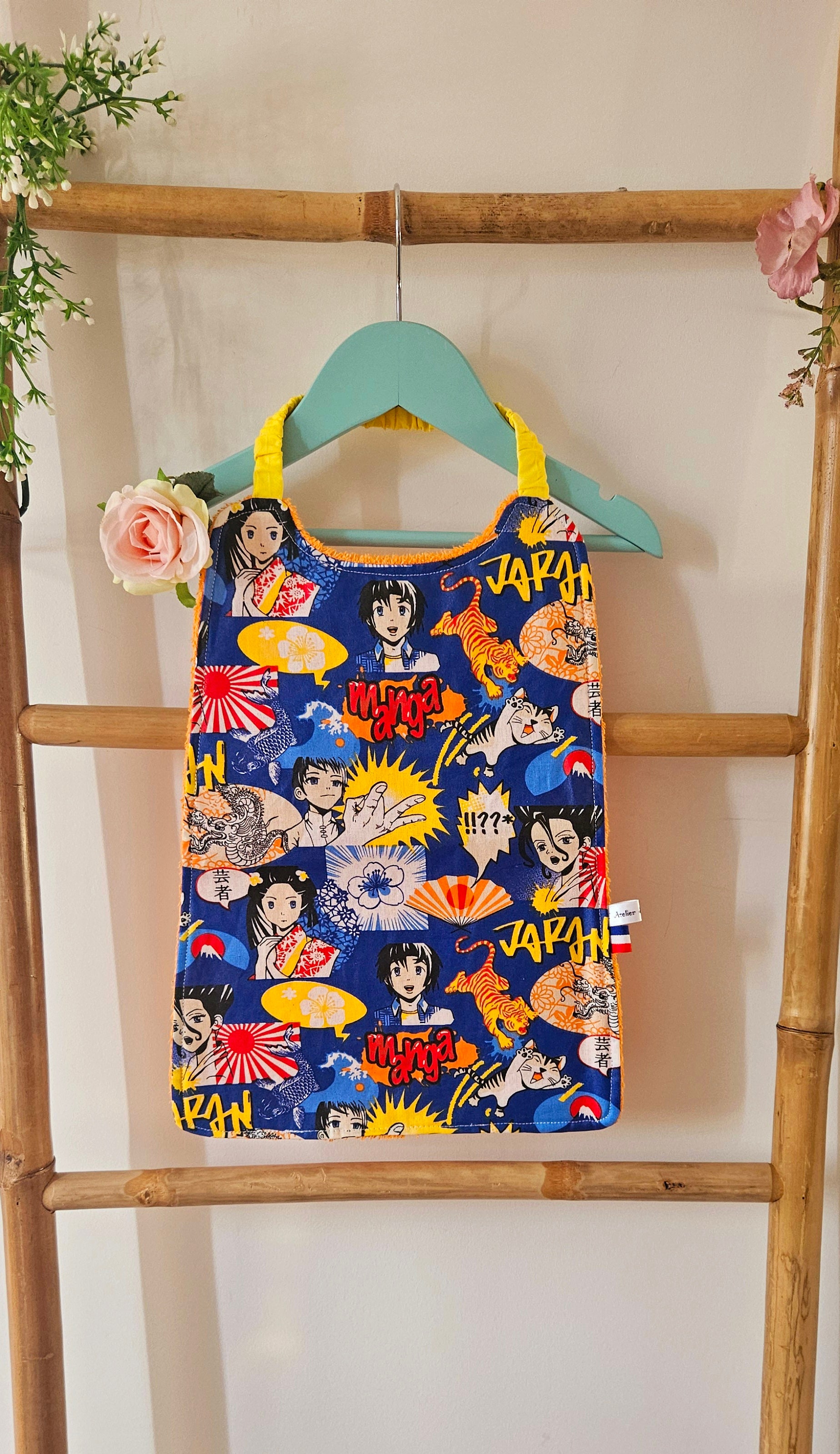 Bavoir maternelle