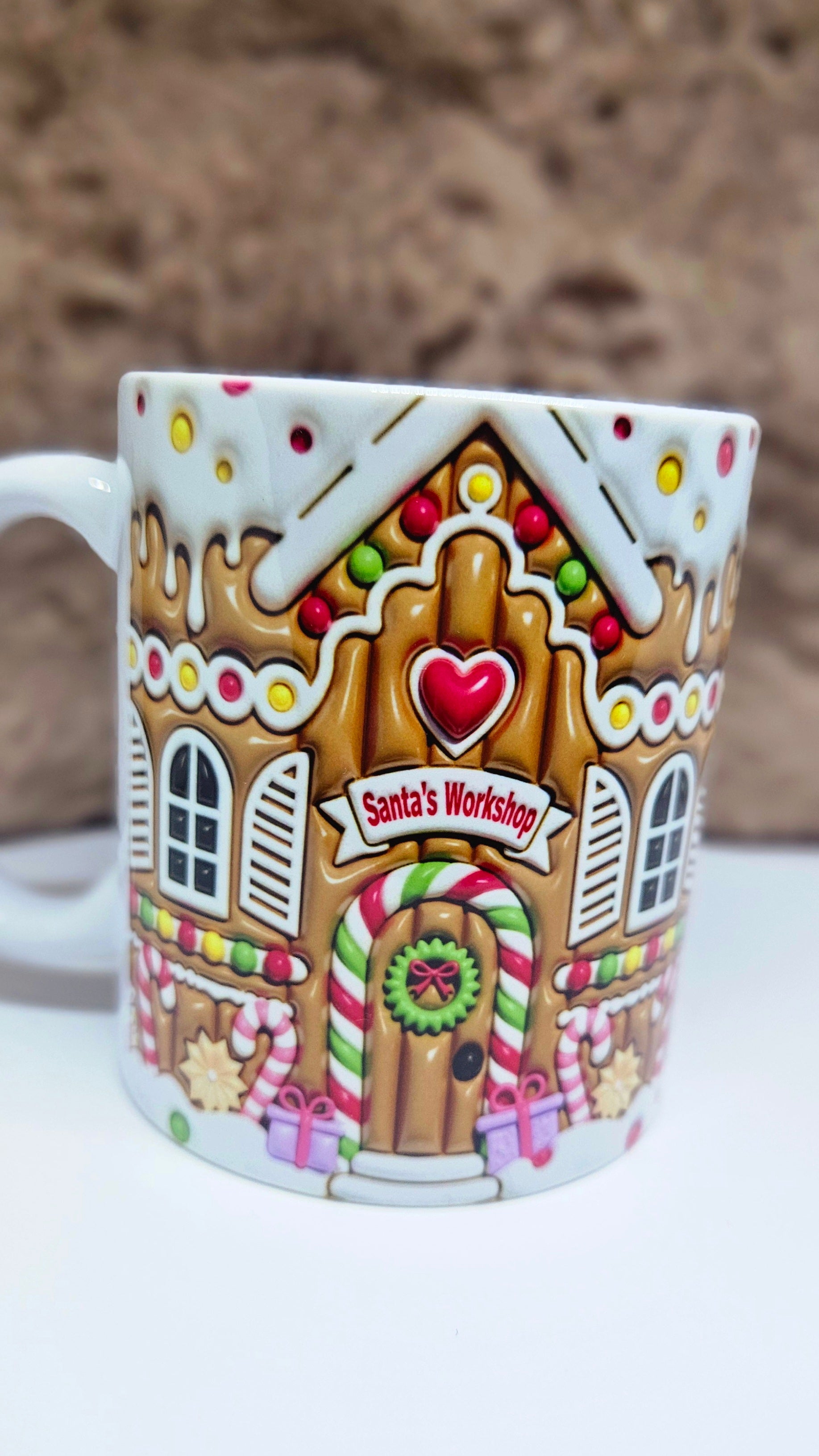 đŹ Mug âSantaâs Workshopâ â Maison Pain dâĂpice (Effet 3D) đ