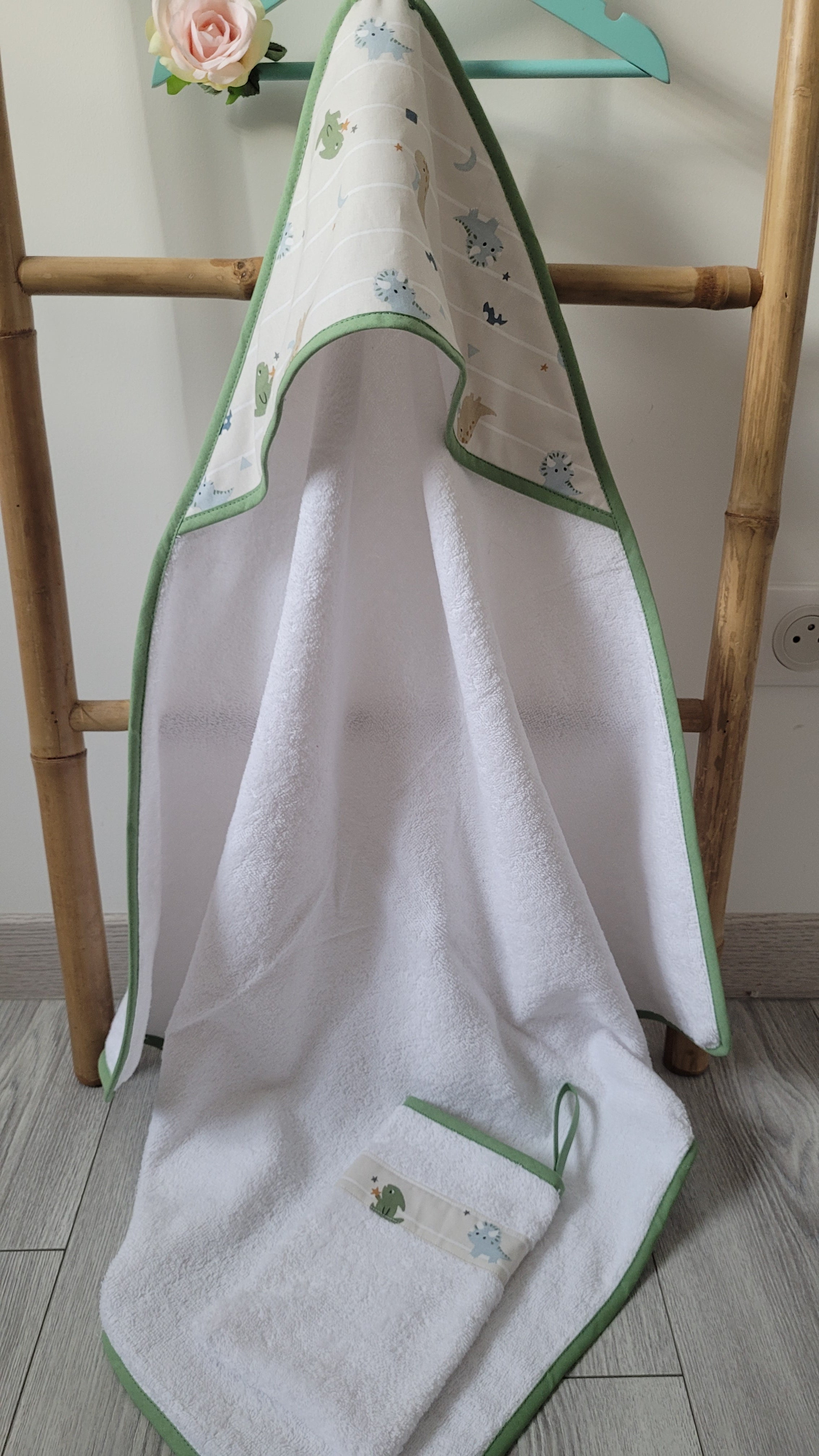 Cape de bain et son gant