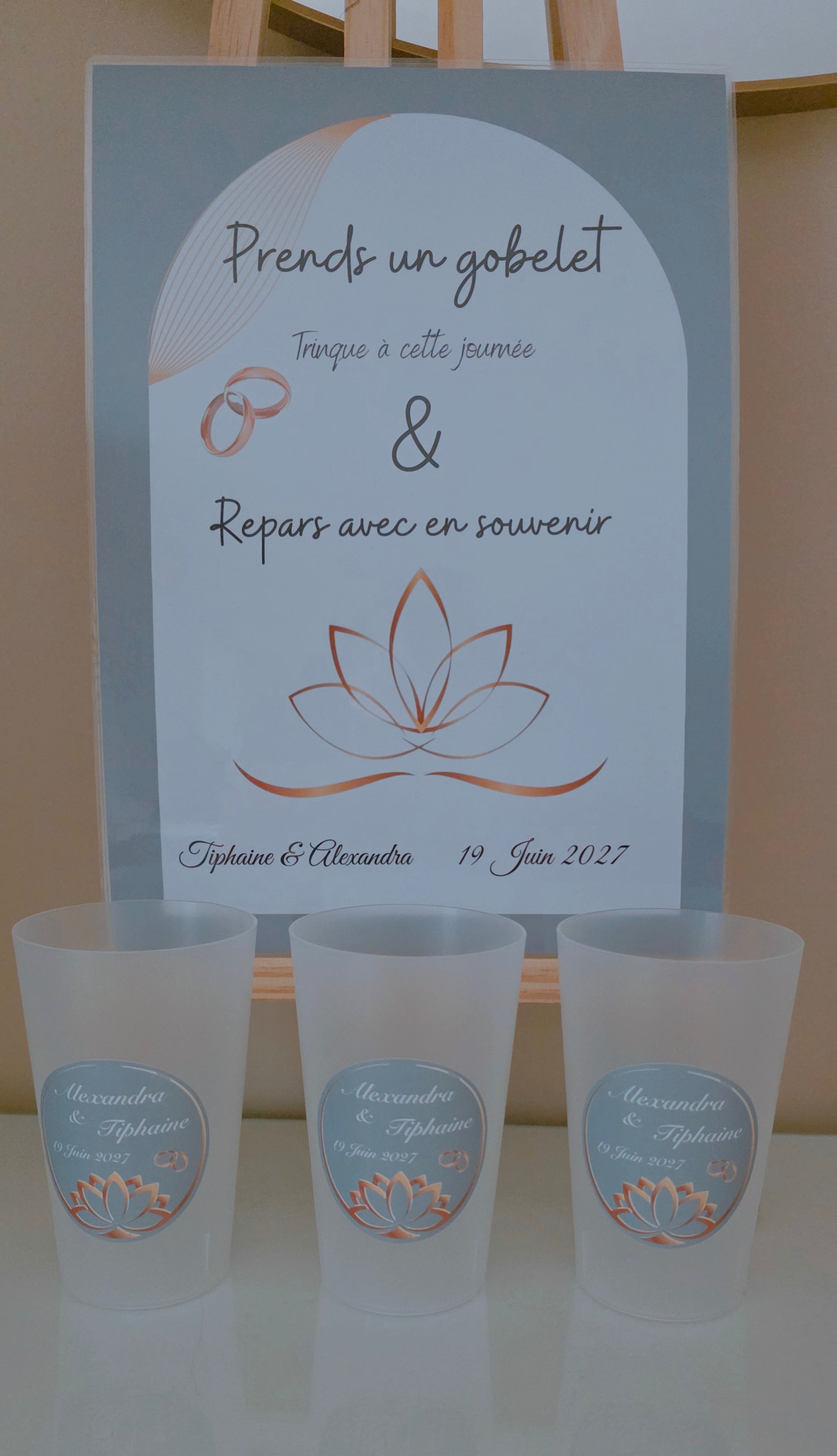 đ Gobelet rĂ©utilisable personnalisĂ© mariage â Lotus dorĂ© & vert sauge