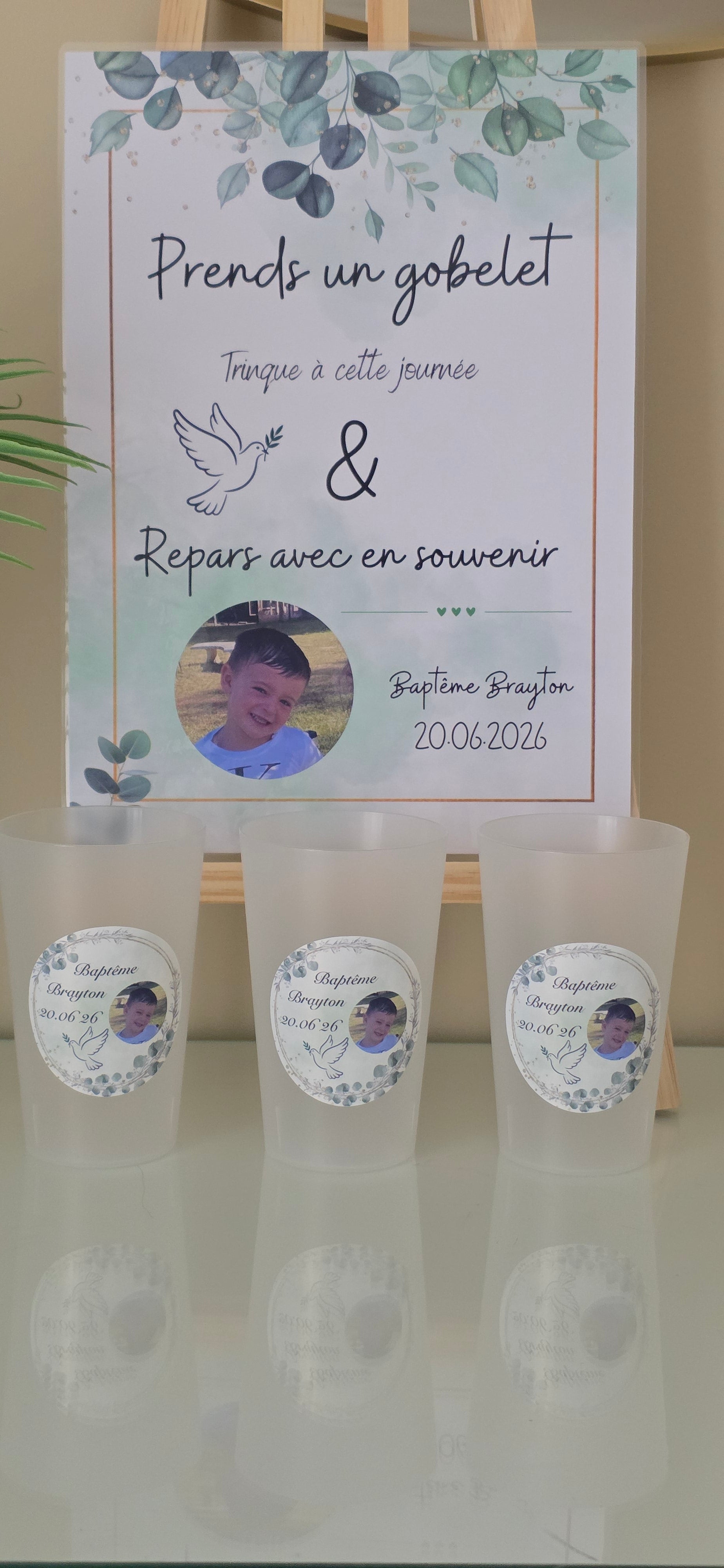 🕊️ Gobelet réutilisable personnalisé baptême – Colombe, photo & eucalyptus