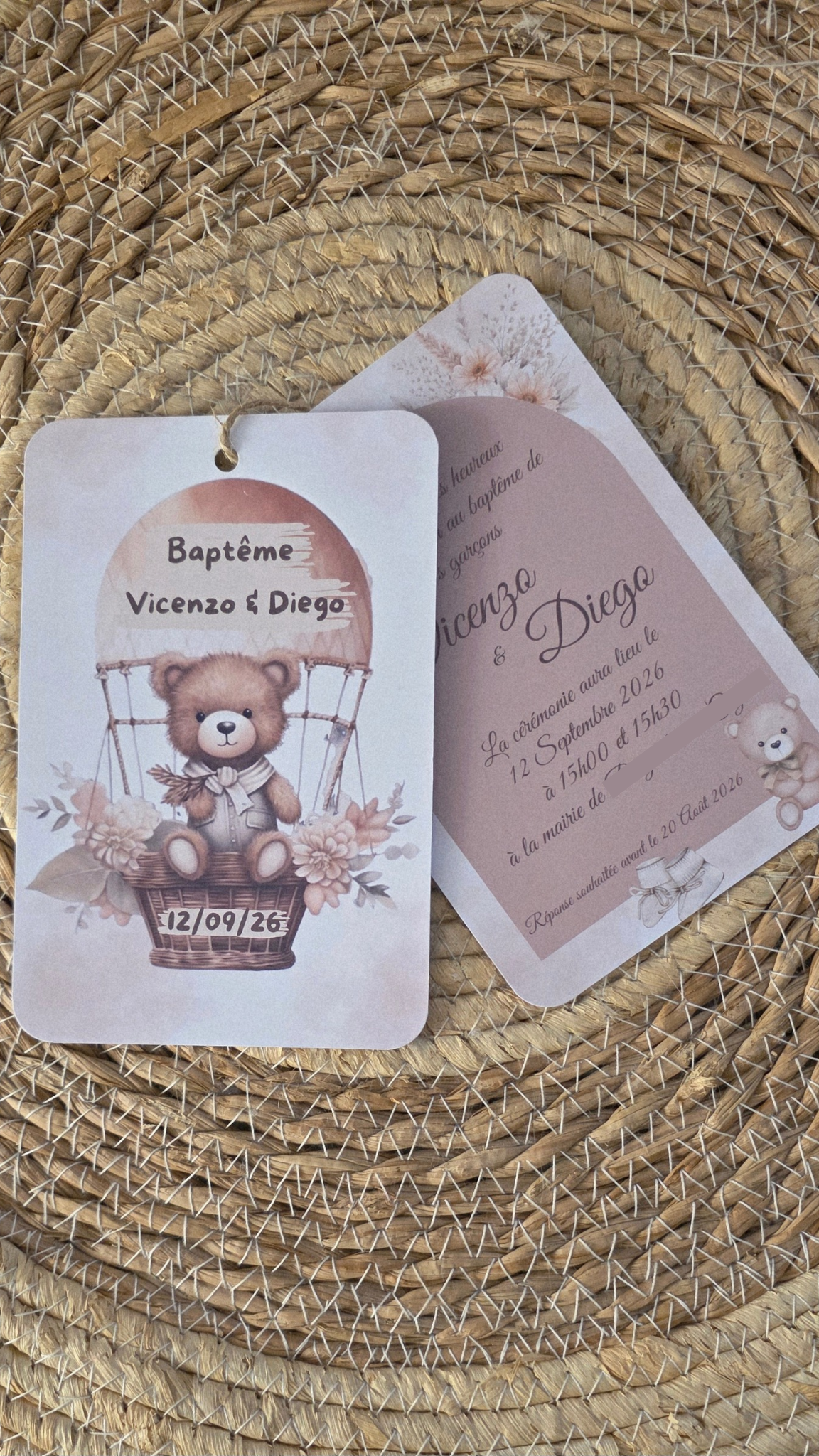 🧸 Faire-part Baptême Ourson Montgolfière – Beige / Nude – Garçon ou Jumeaux – 10x15 cm – Personnalisable
