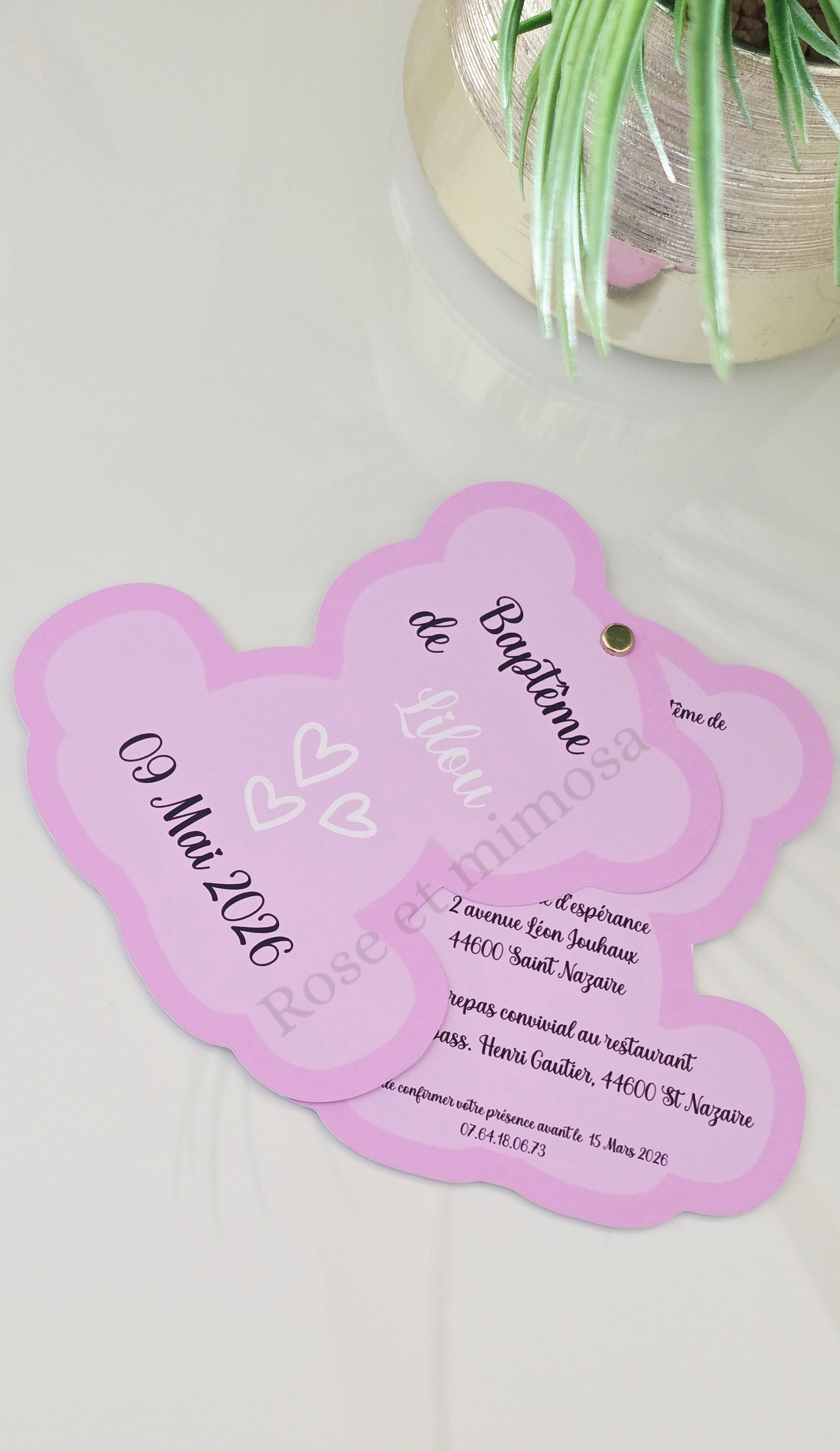 ✨ Faire-part de baptême en forme d’ourson – 2 pages reliées – 15 cm (H) x 13 cm (L)