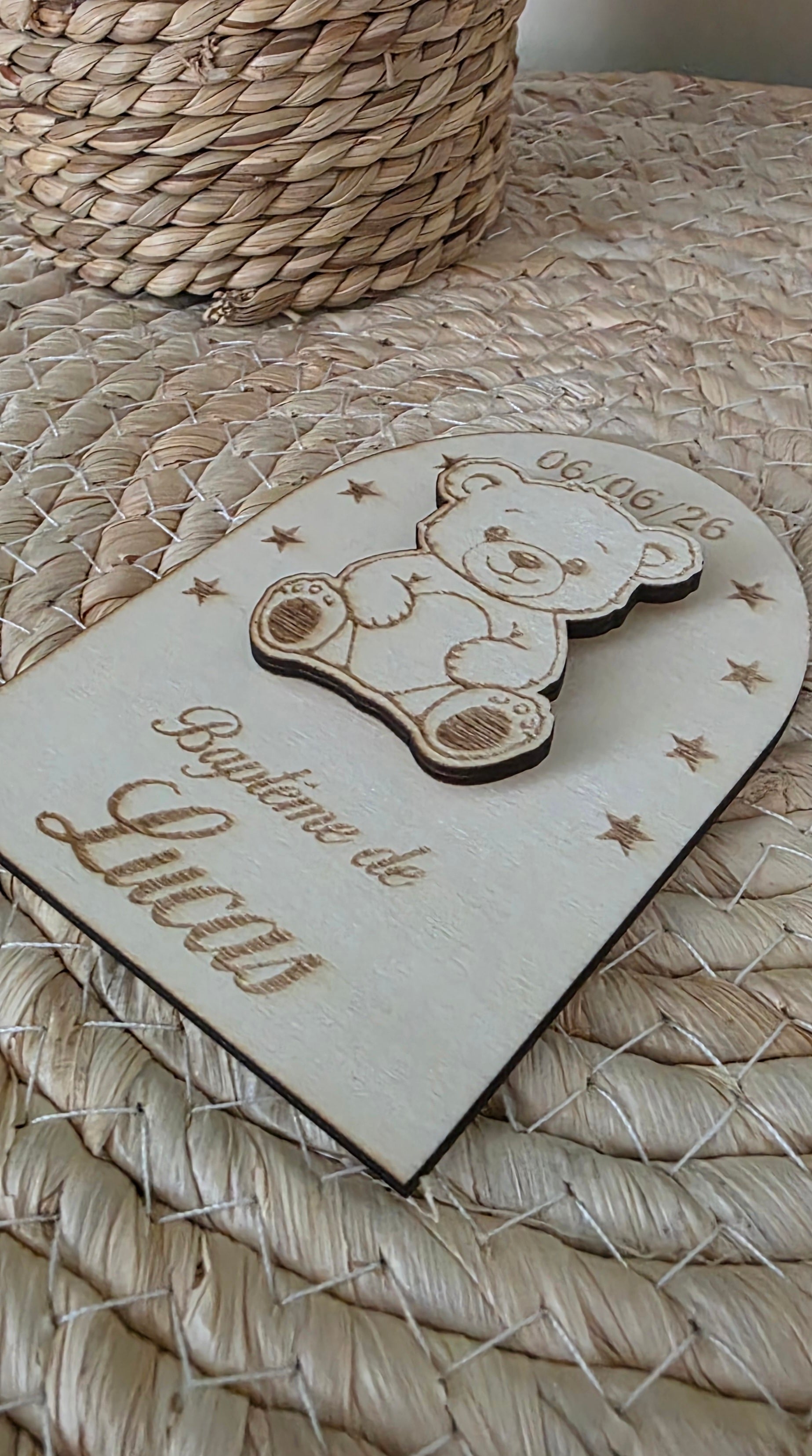 Magnet Baptême Ourson en Bois – Personnalisé