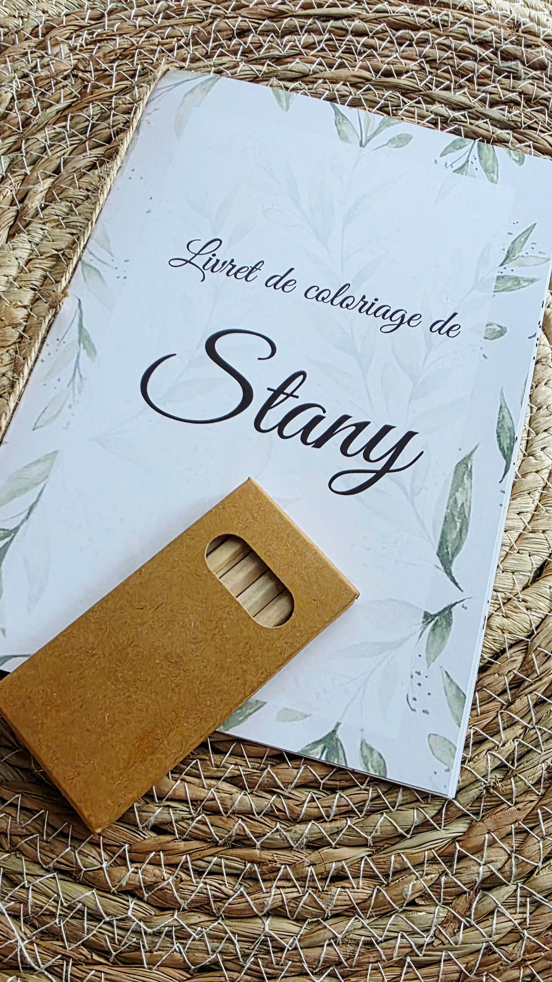 Livret de coloriage personnalisé baptême ou mariage enfant – Format A5 avec crayons