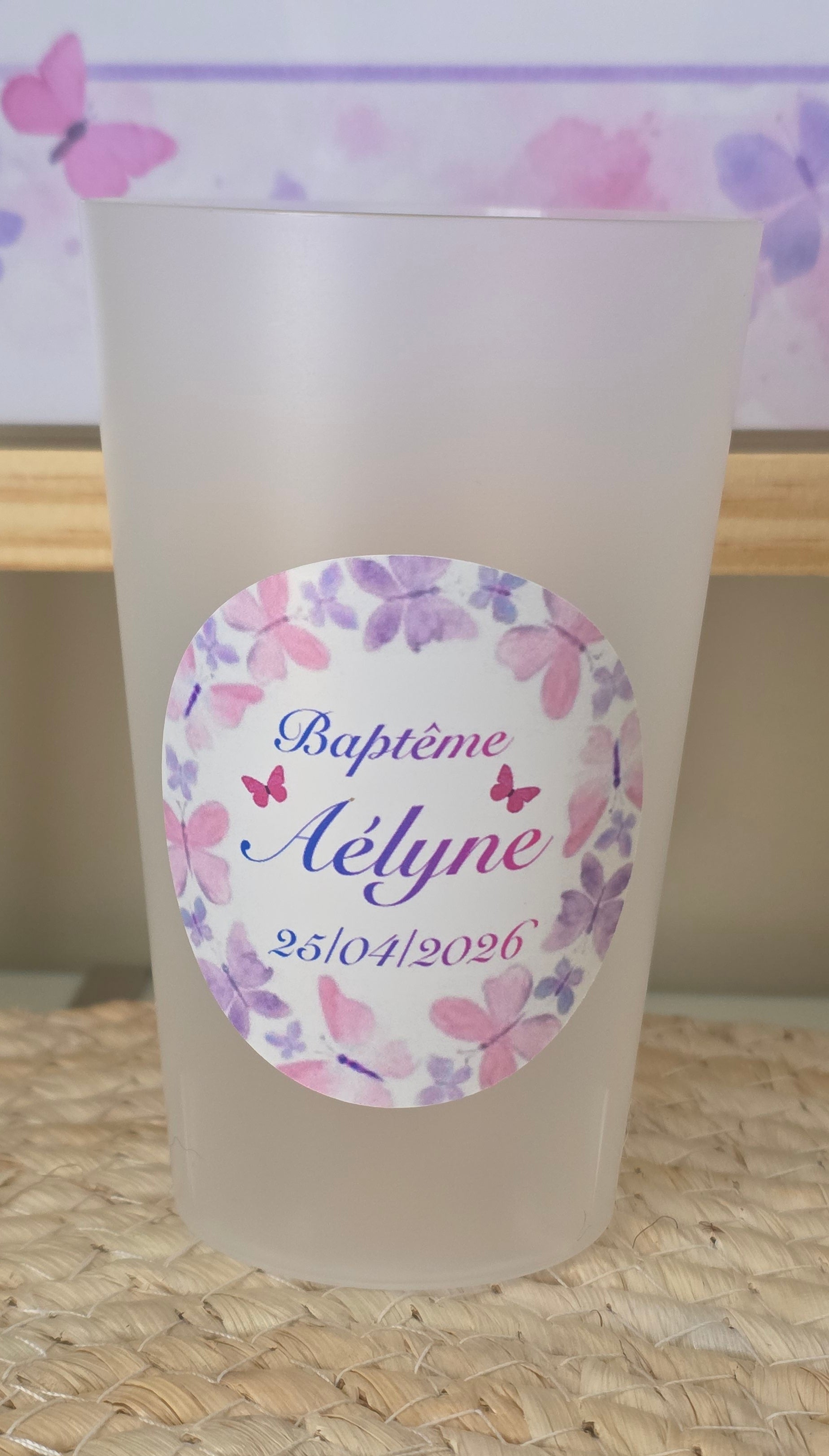 🦋 Gobelet baptême personnalisé – Papillons pastel rose & lilas