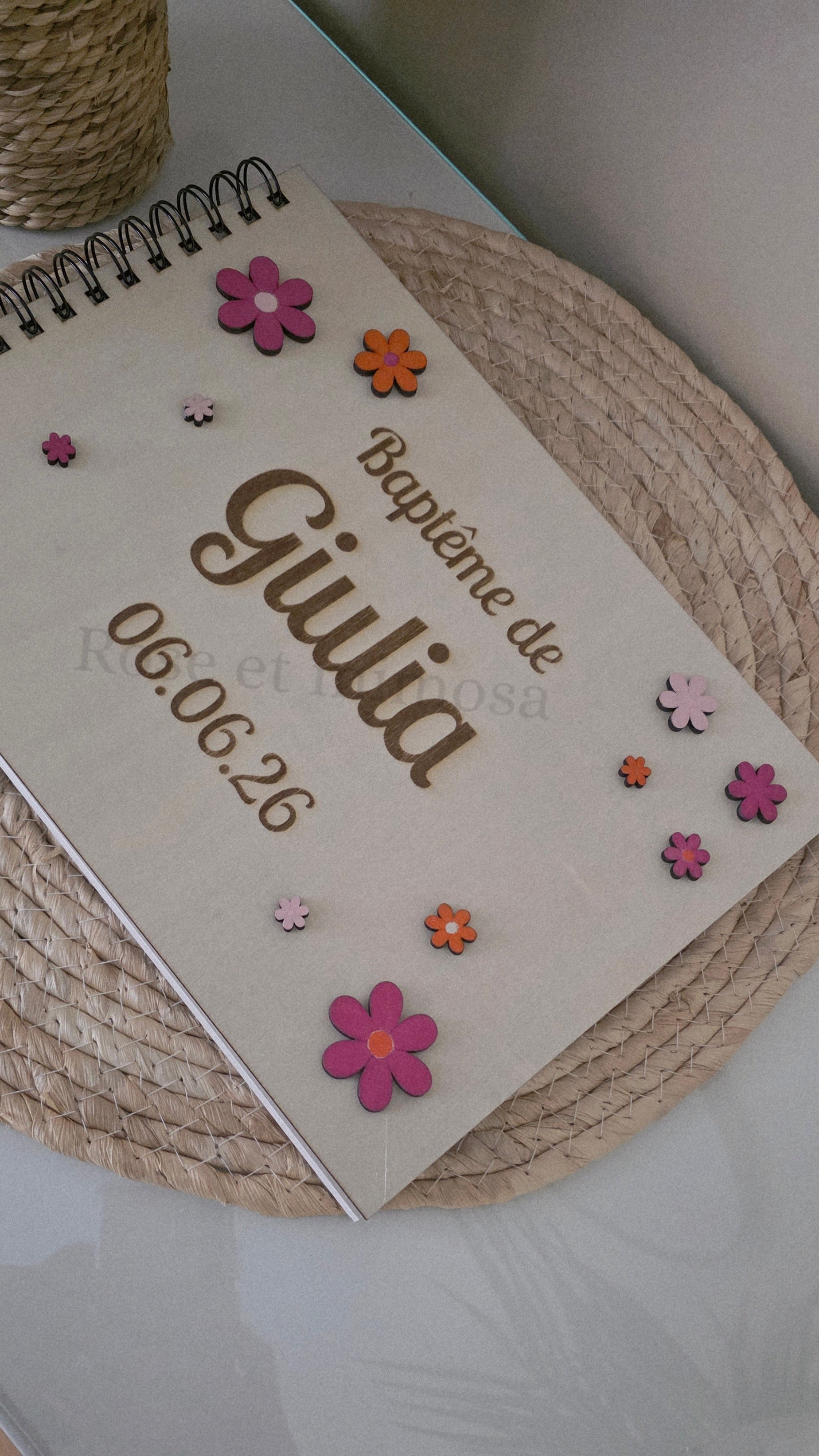 Livre d’or baptême personnalisé fleurs – souvenir baptême enfant