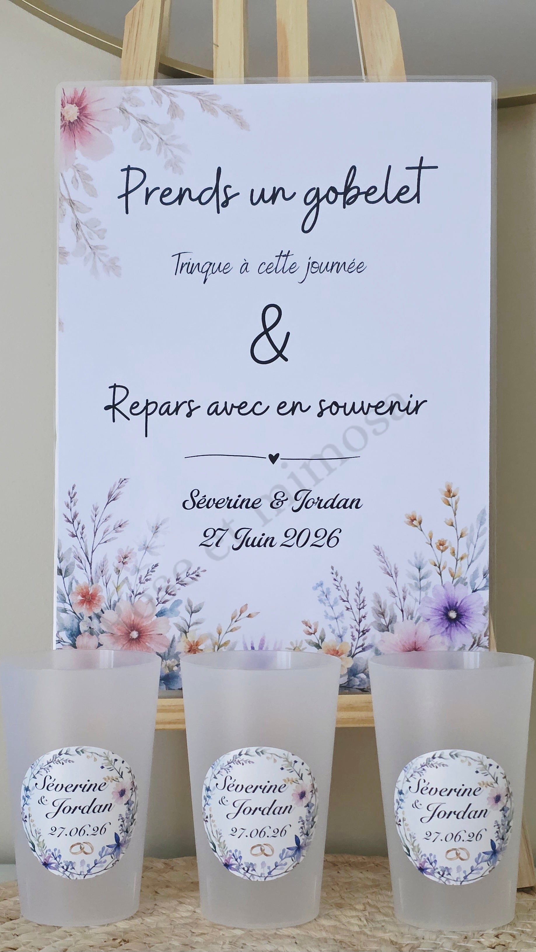 đ Gobelet mariage personnalisĂ© â Fleurs champĂȘtres bleu & blanc
