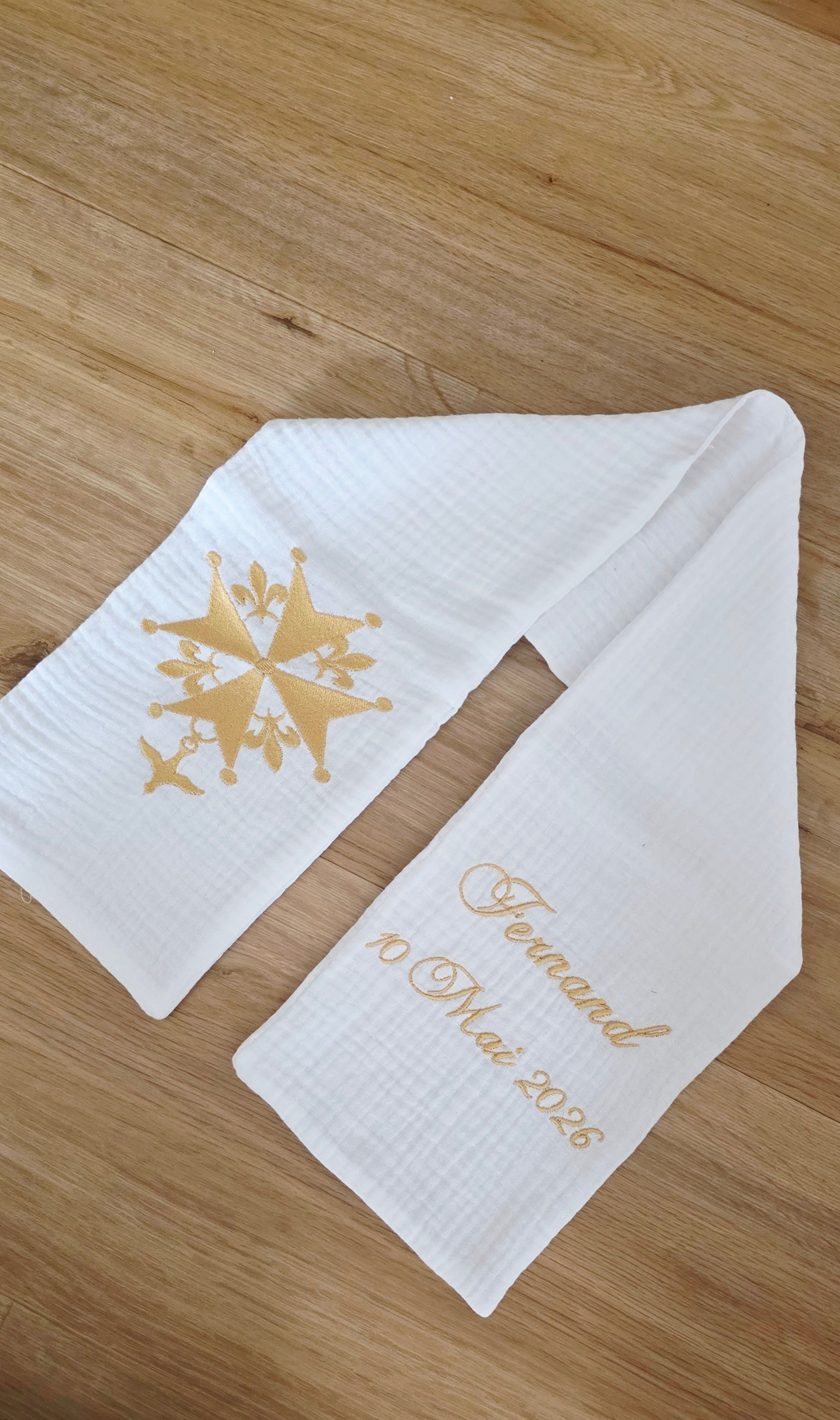 Étole de baptême protestante personnalisée – Croix huguenote dorée ✨