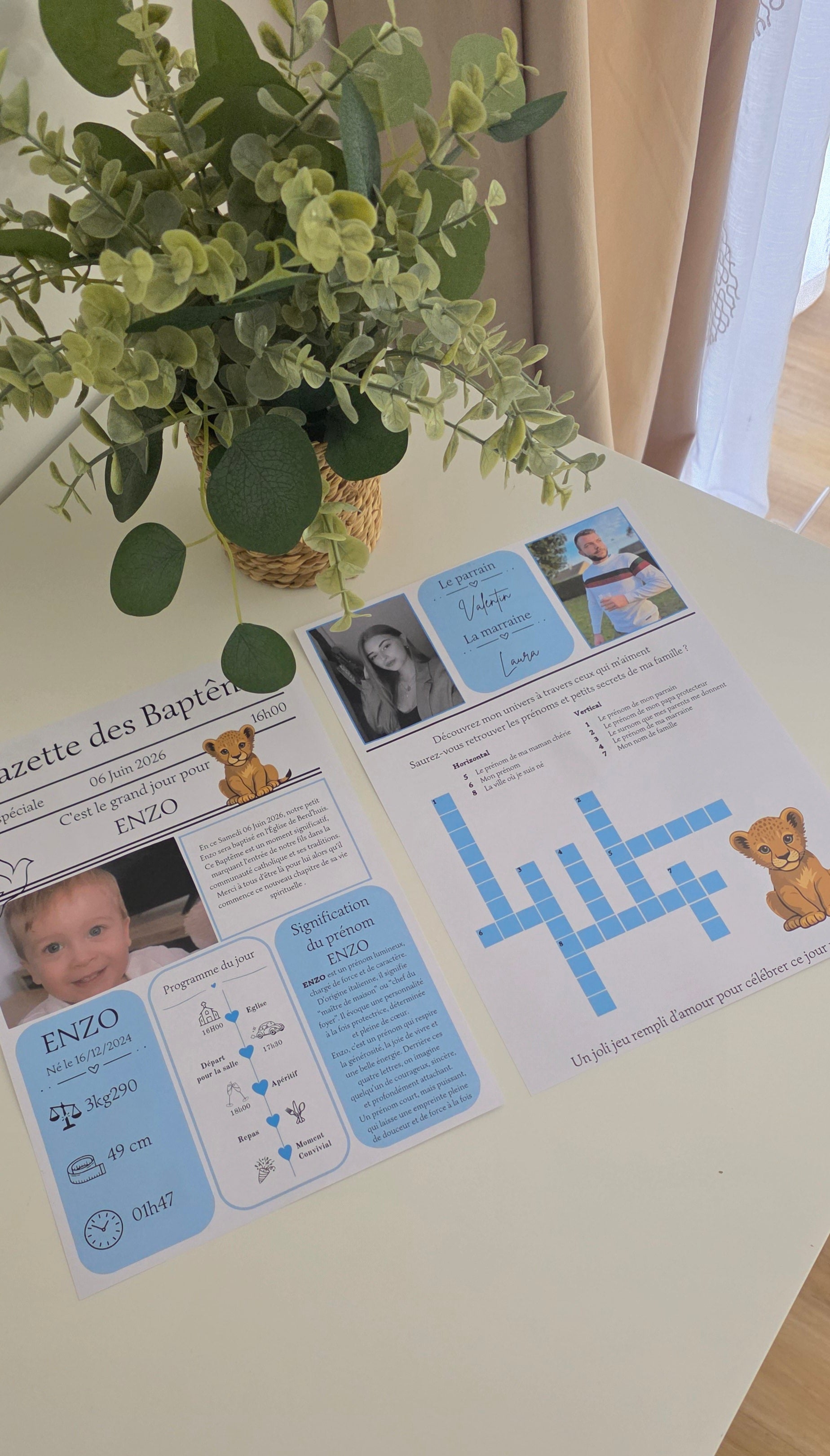🦁 Gazette de Baptême Personnalisée Lionceau Bleu – Affiche Baptême avec Photo & Jeux