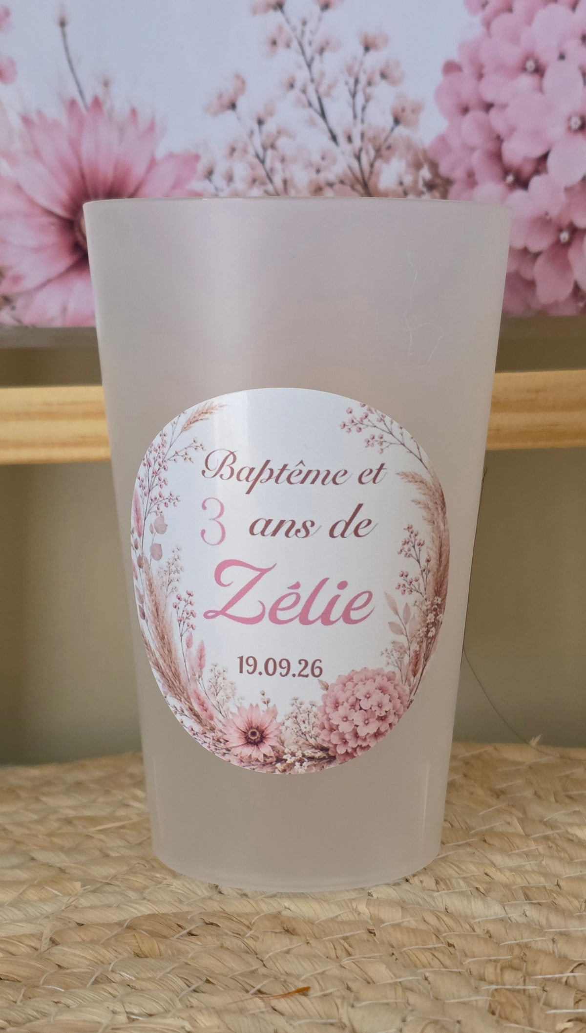 đž Gobelet personnalisĂ© baptĂȘme et anniversaire fille â Fleurs roses đž