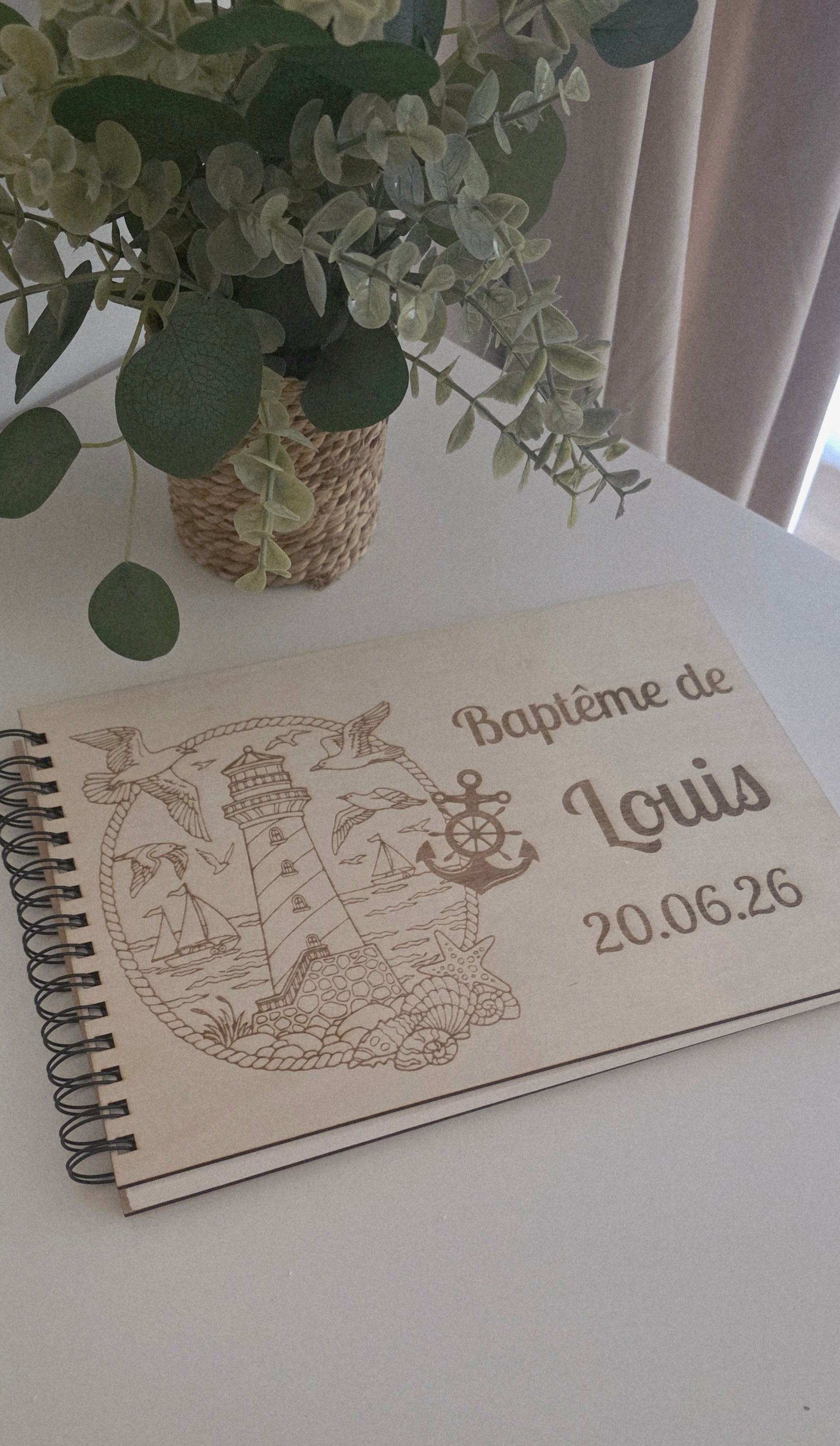 Livre d’or baptême personnalisé thème mer phare – Livre d’or bois A4