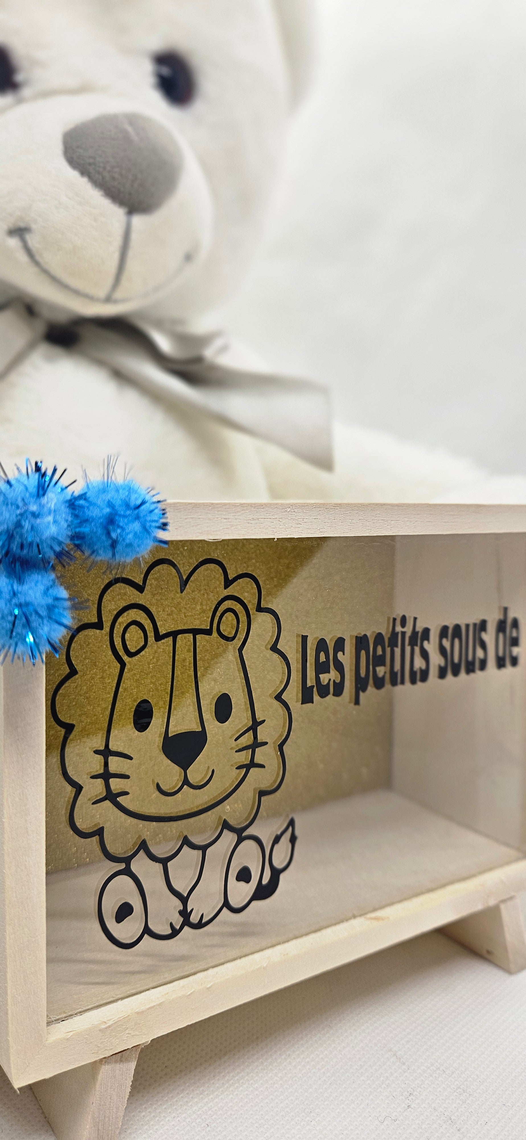 Tirelire bébé lion
