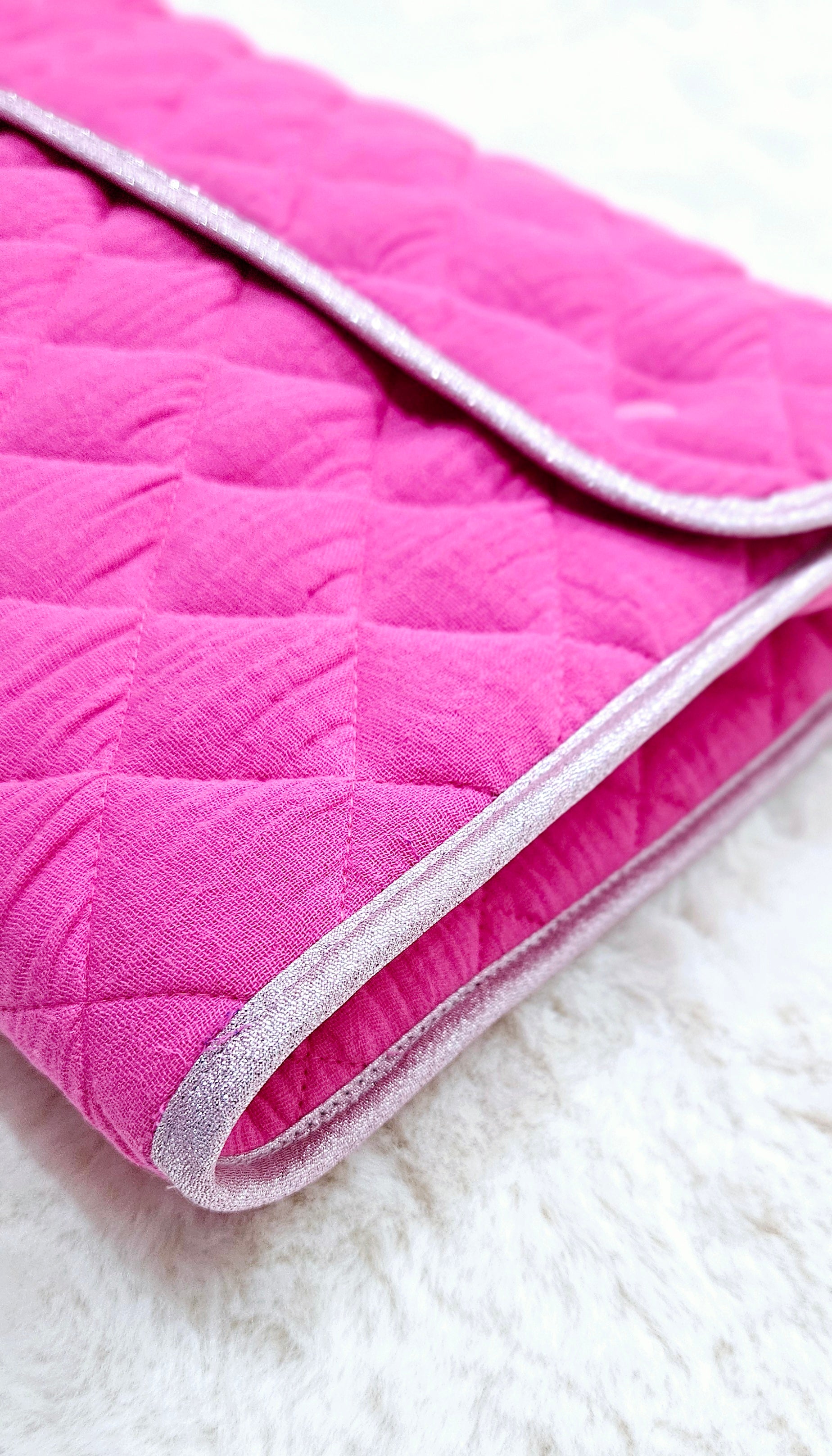 Tapis à langer nomade Rose fushia