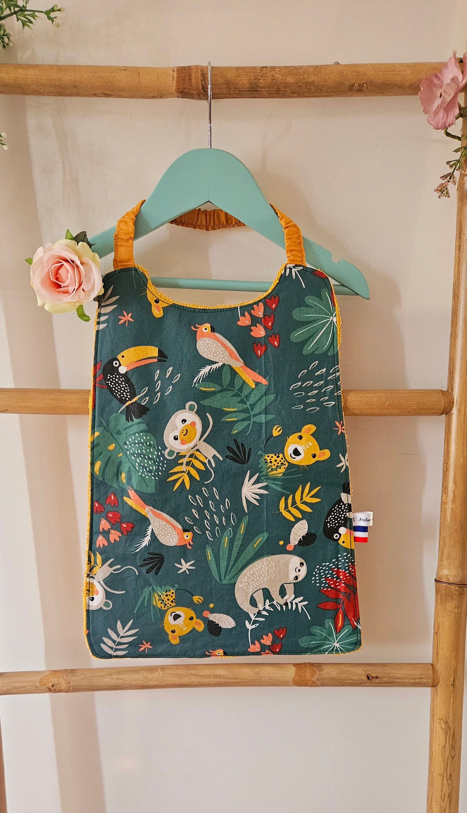 Bavoir maternelle