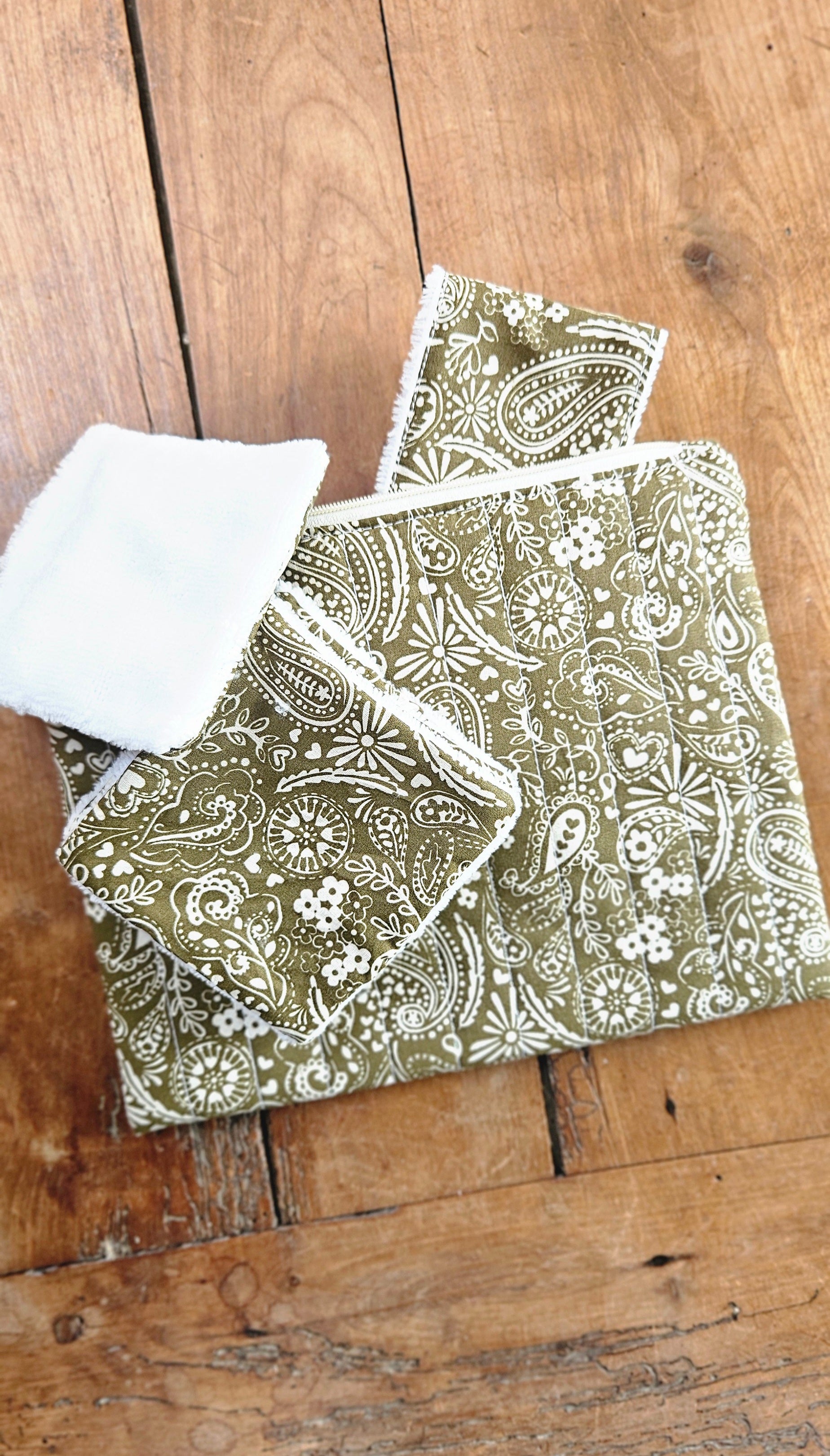 🌸 Trousse matelassée – Modèle Olive Bohème