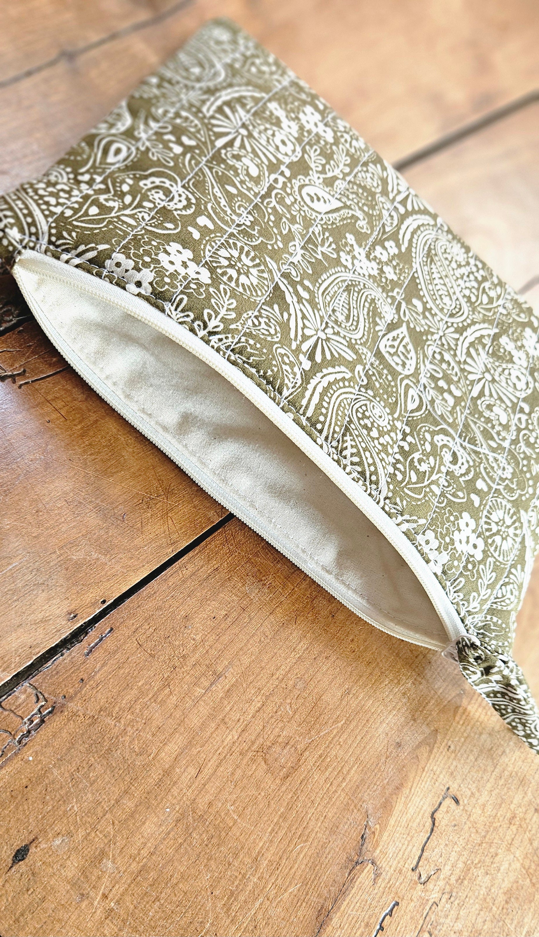 🌸 Trousse matelassée – Modèle Olive Bohème