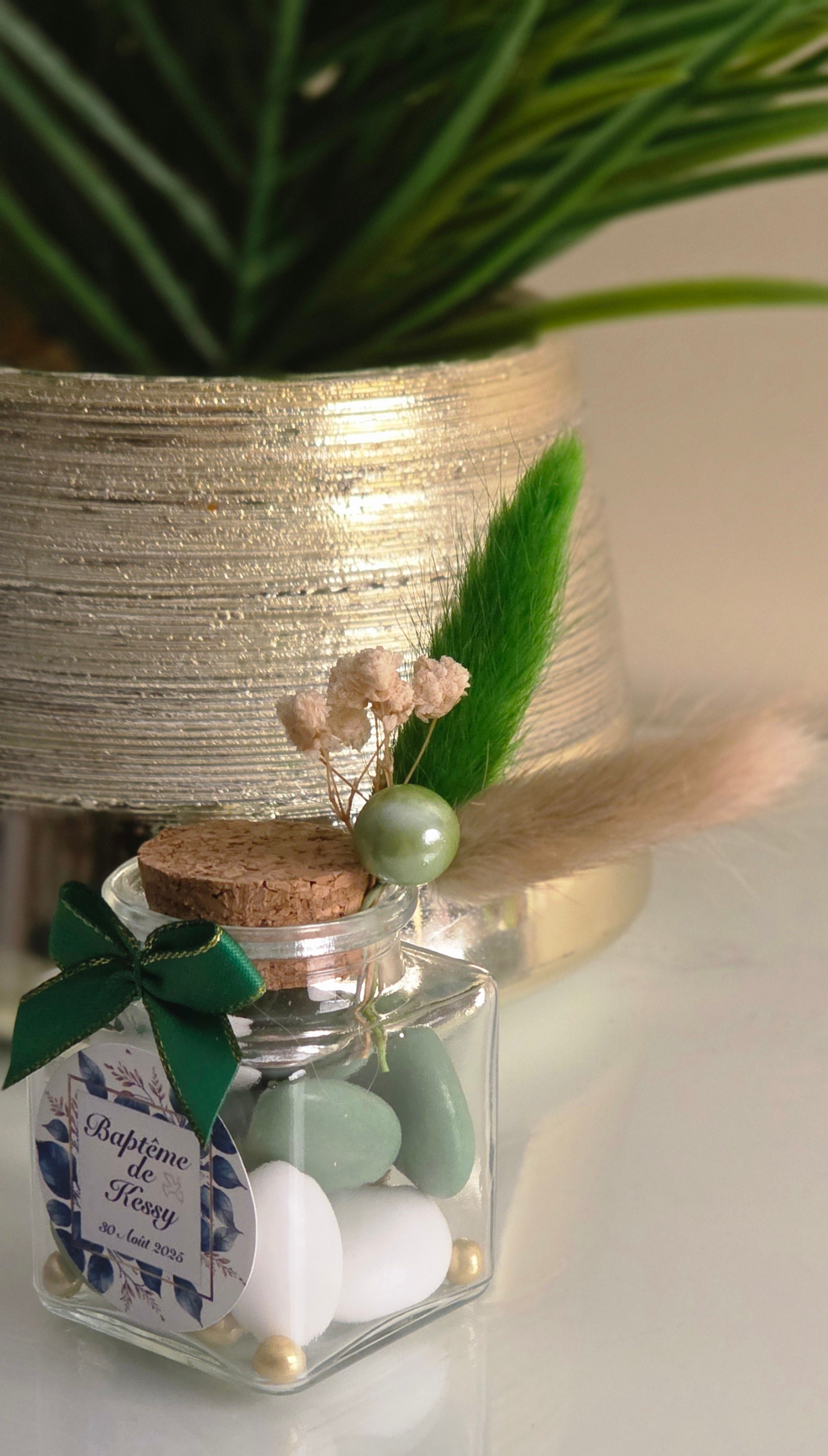 🌸 Petit contenant à dragées – Bouquet vert
