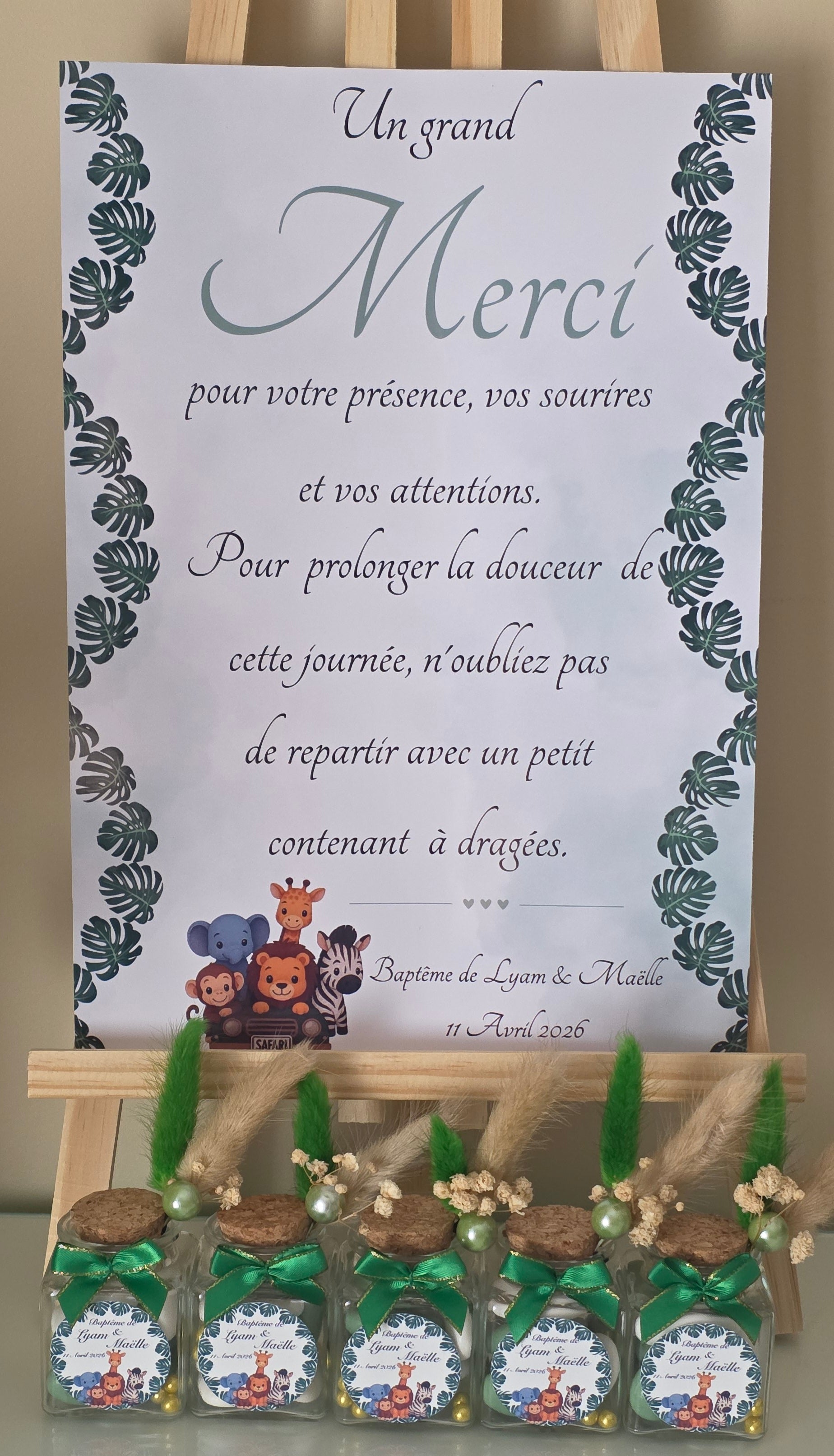 🌸 Petit contenant à dragées – Bouquet vert