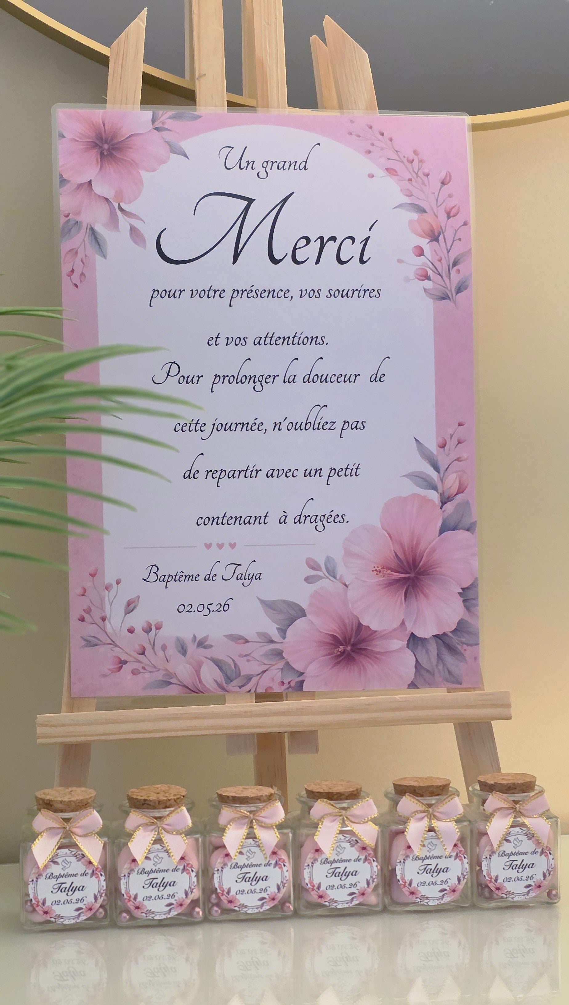 Petit contenant à dragées – Thème floral rose poudré