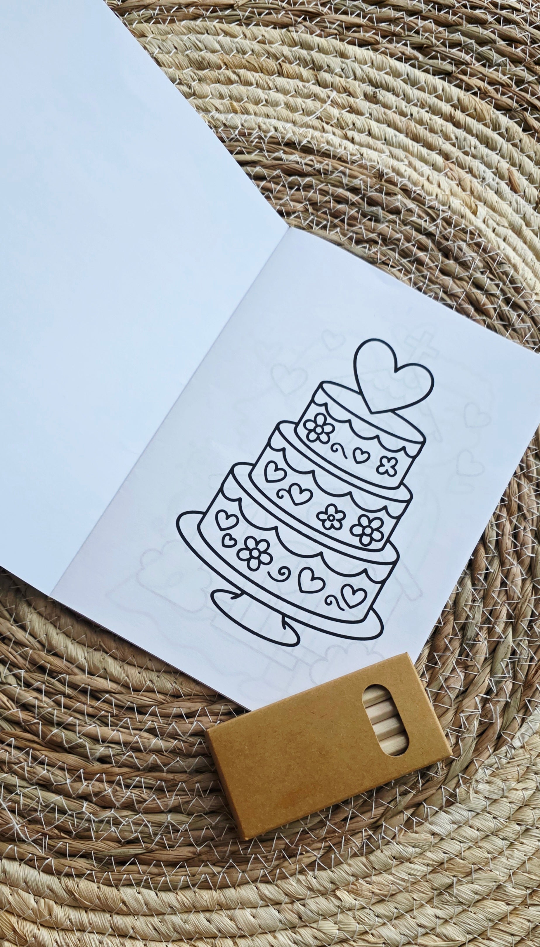 Livret de coloriage personnalisé baptême ou mariage enfant – Format A5 avec crayons
