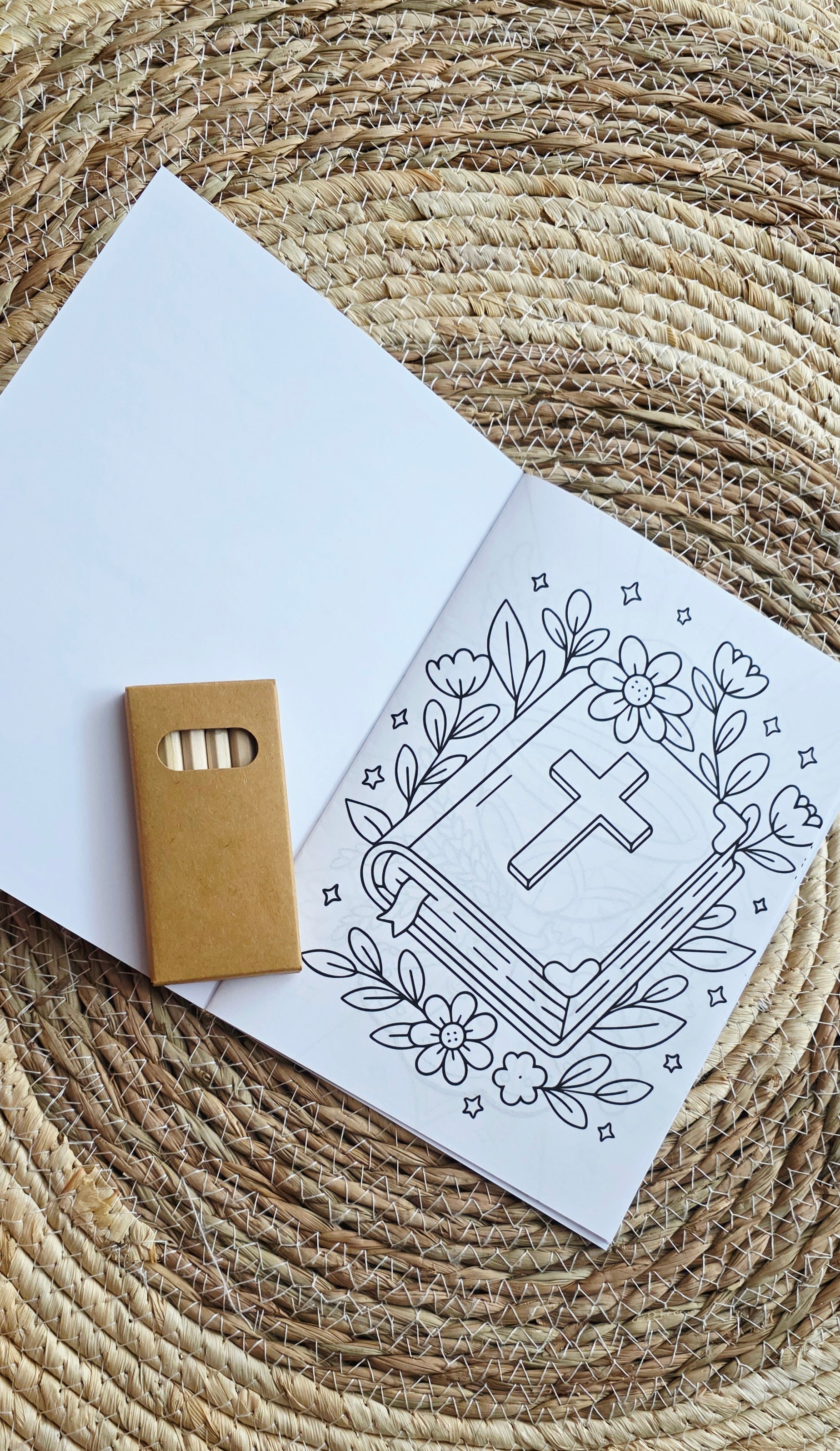 Livret de coloriage personnalisé baptême ou mariage enfant – Format A5 avec crayons