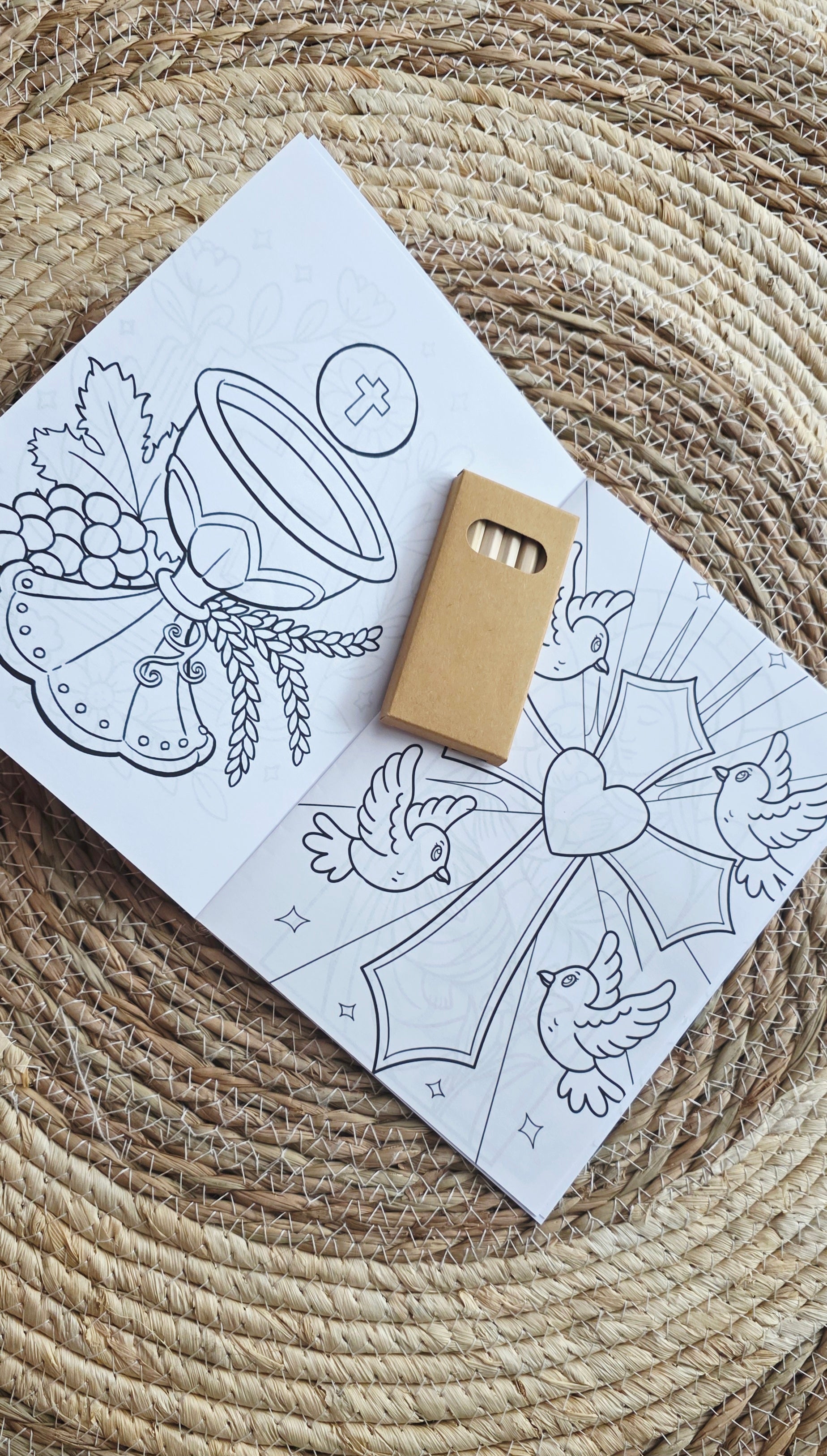 Livret de coloriage personnalisé enfant – Mariage ou Baptême avec crayons