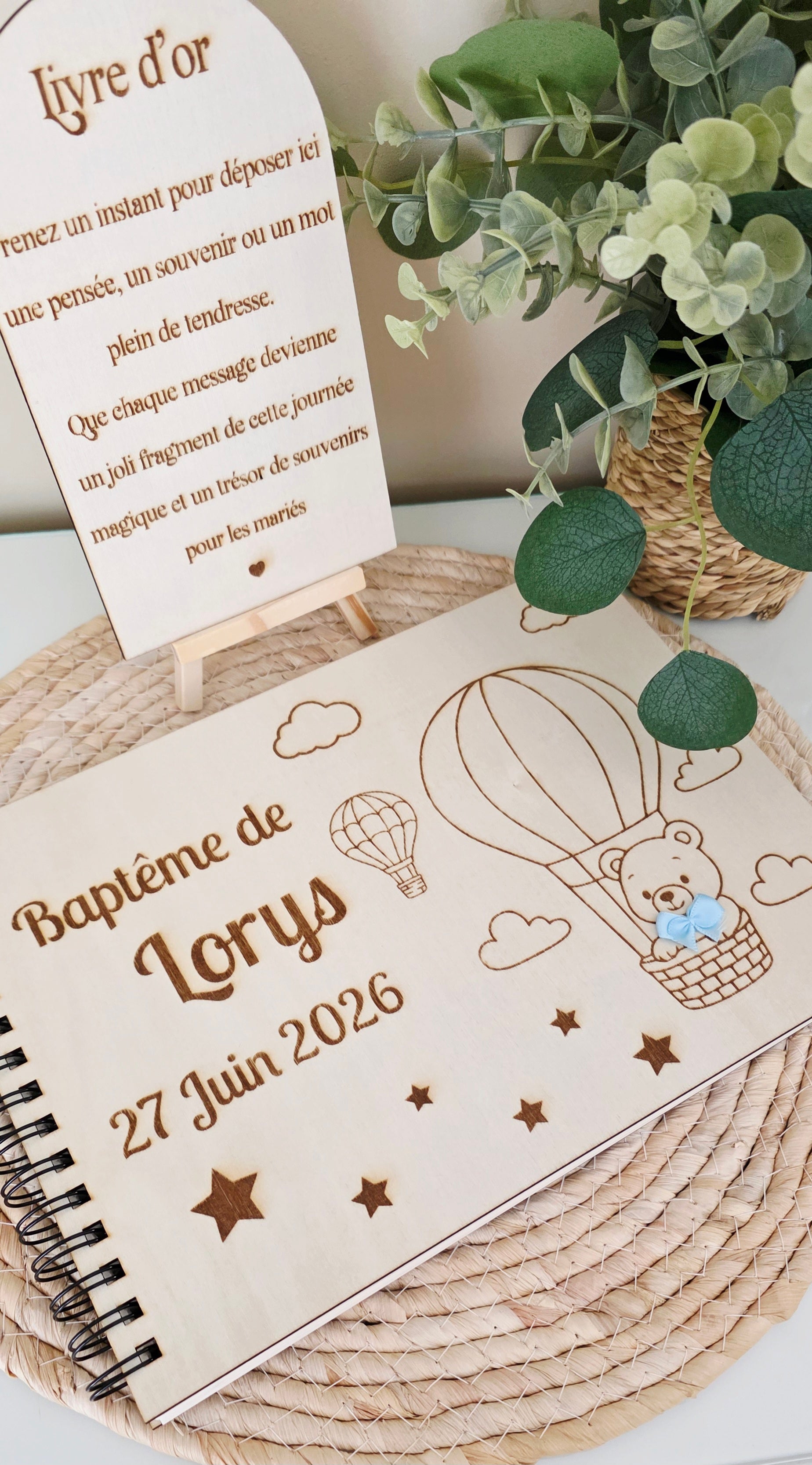 ✨ Livre d’or baptême en bois personnalisé – thème montgolfière ✨