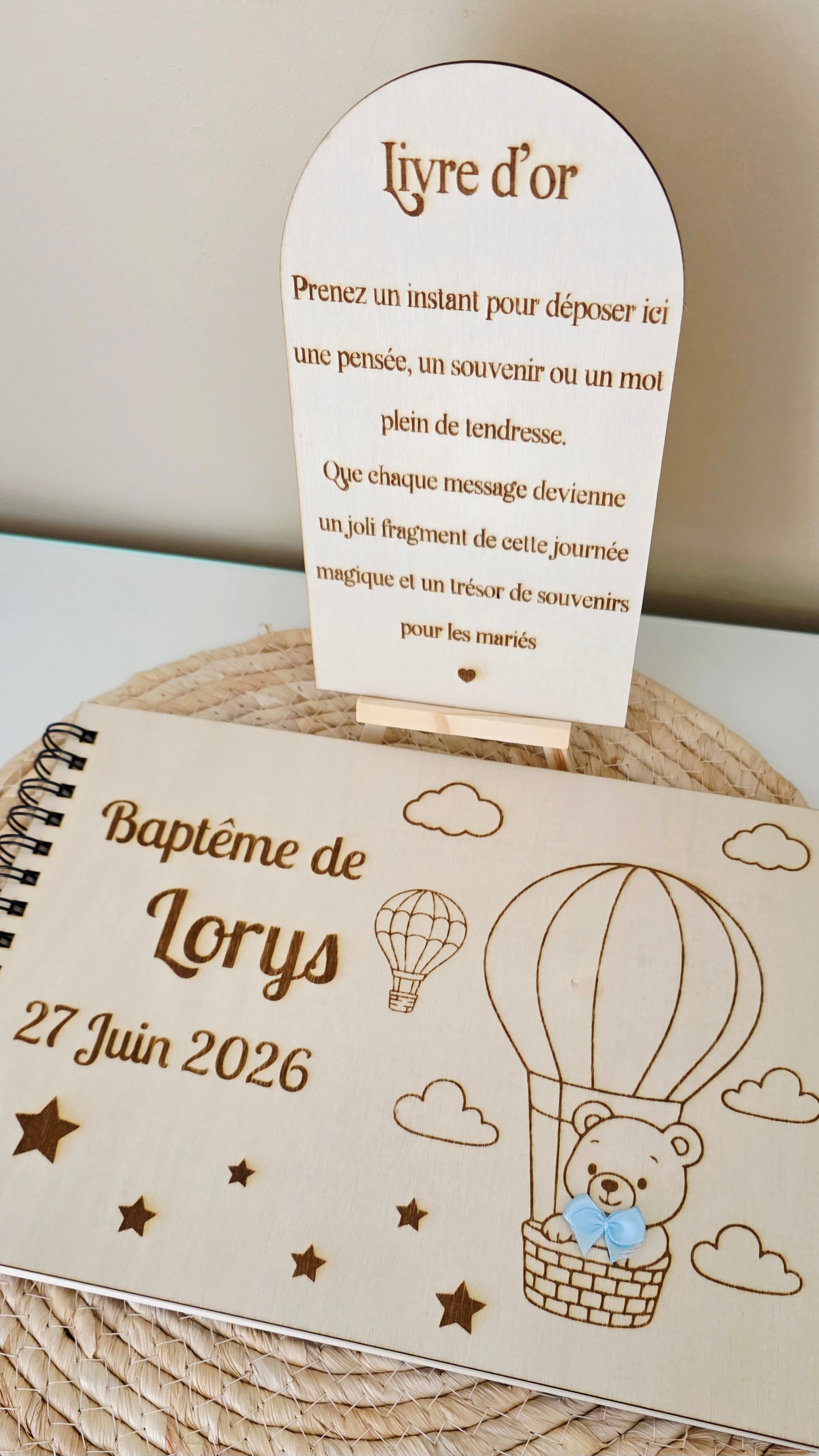✨ Livre d’or baptême en bois personnalisé – thème montgolfière ✨