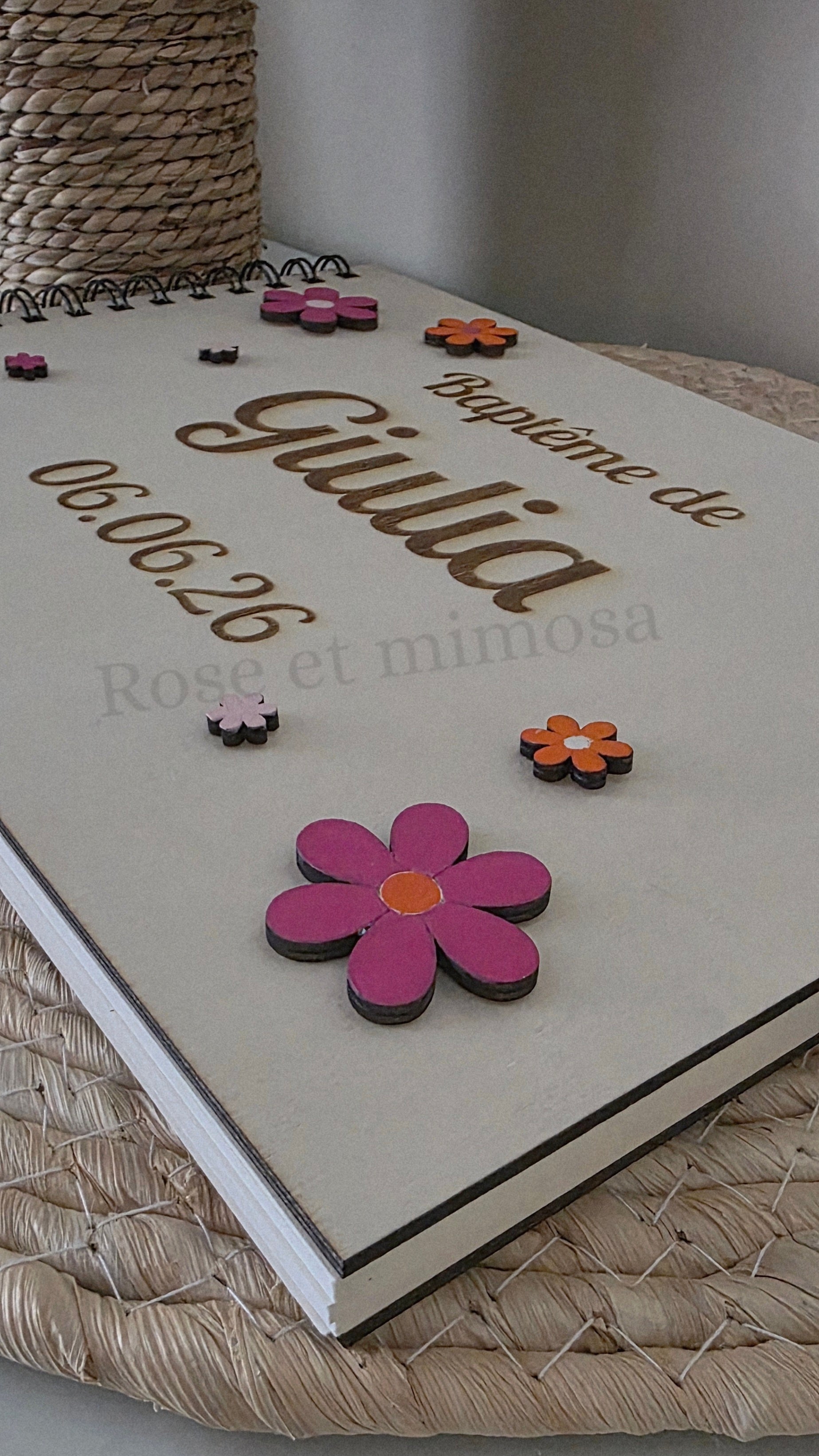 Livre d’or baptême personnalisé fleurs – souvenir baptême enfant