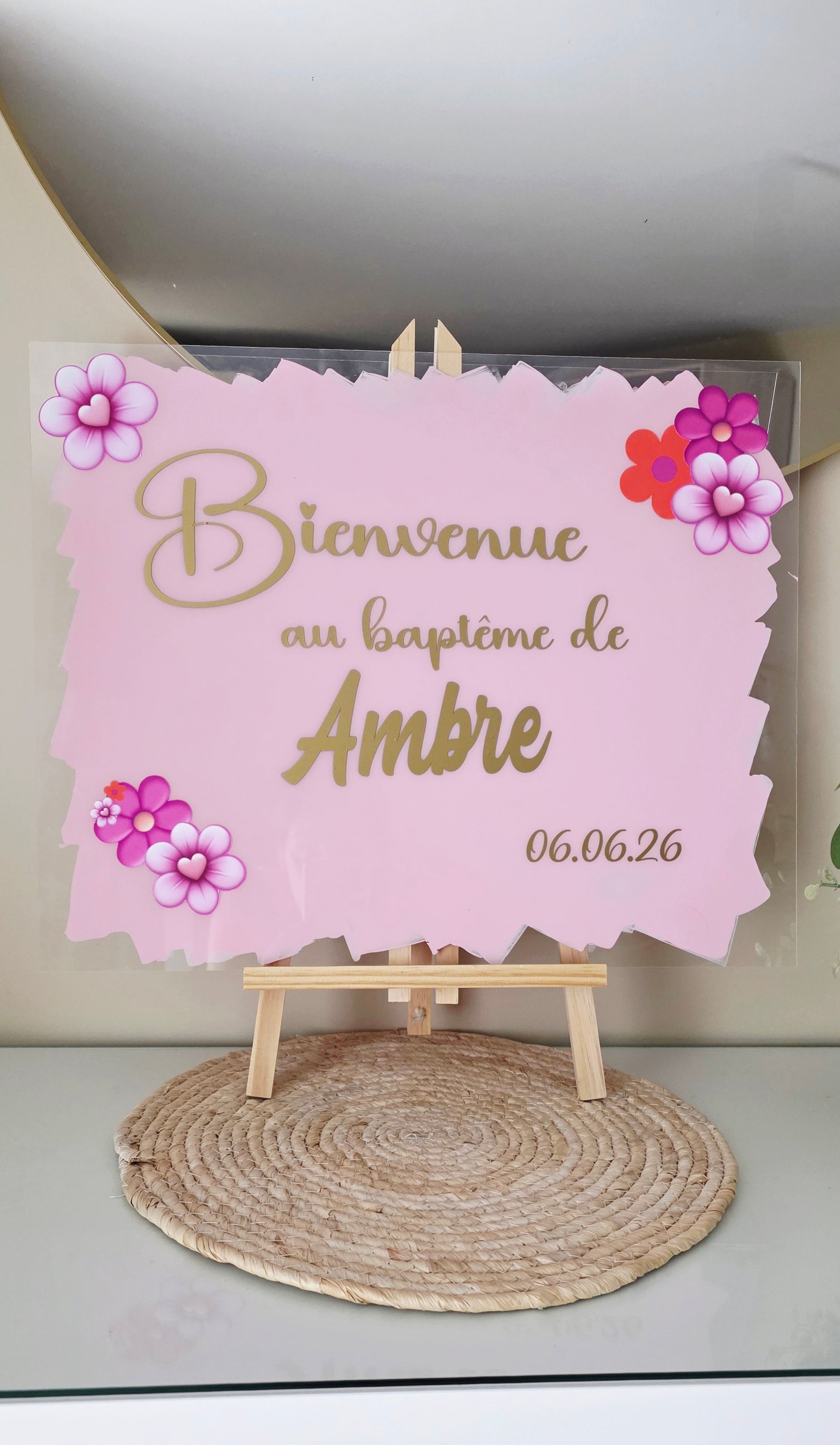 Panneau de bienvenue baptême en plexiglas personnalisé – Design floral chic 40x50 cm