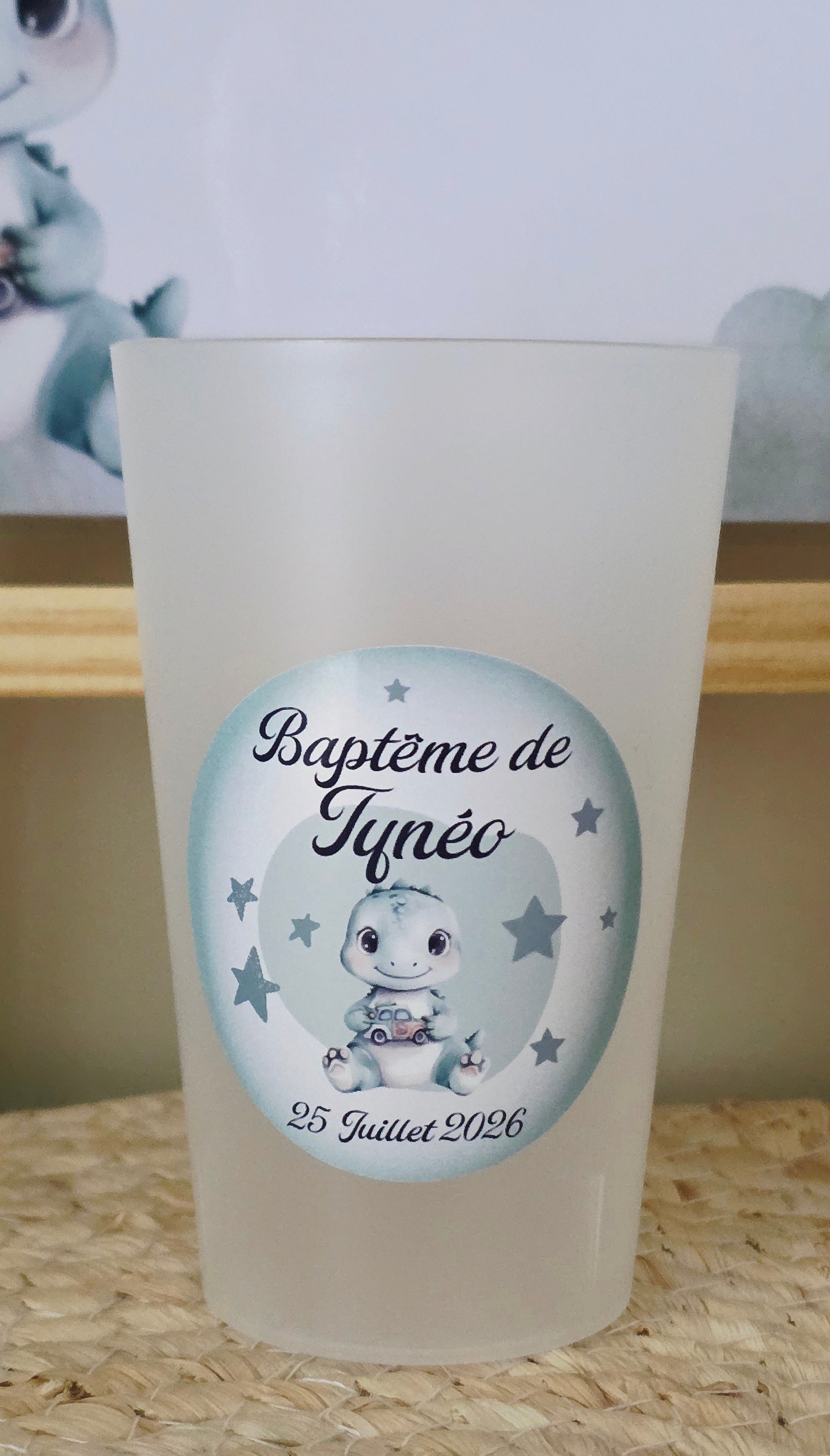 Gobelet baptême personnalisé dinosaure vert – Gobelet ivoire réutilisable avec prénom