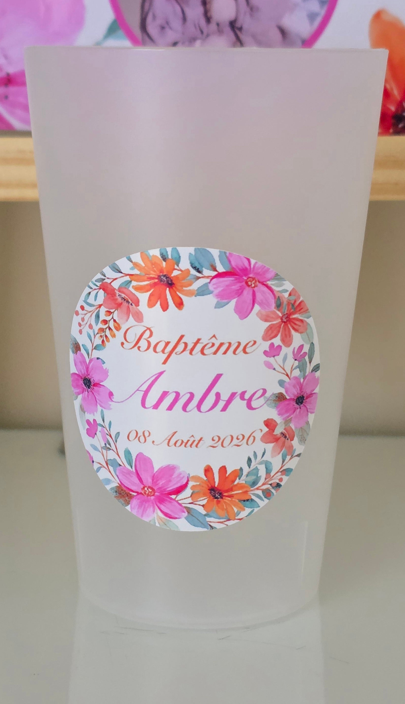 Gobelet baptême personnalisé fleurs colorées – Gobelet givré réutilisable avec prénom et date