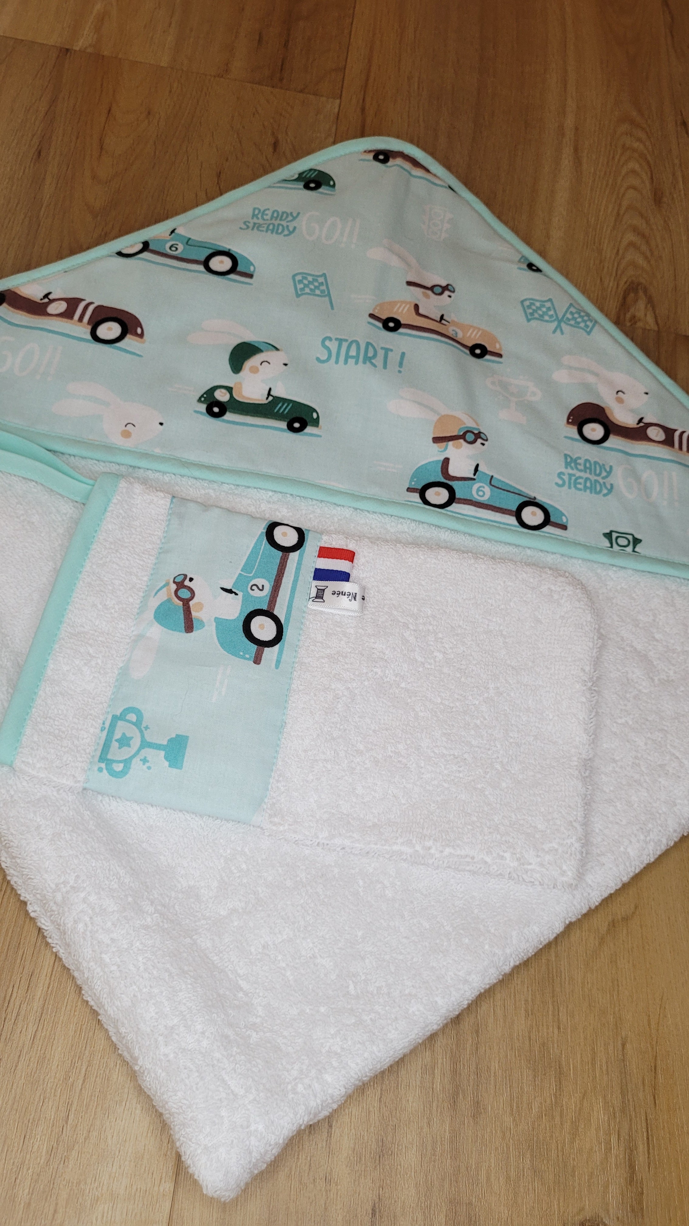 Cape de bain et son gant