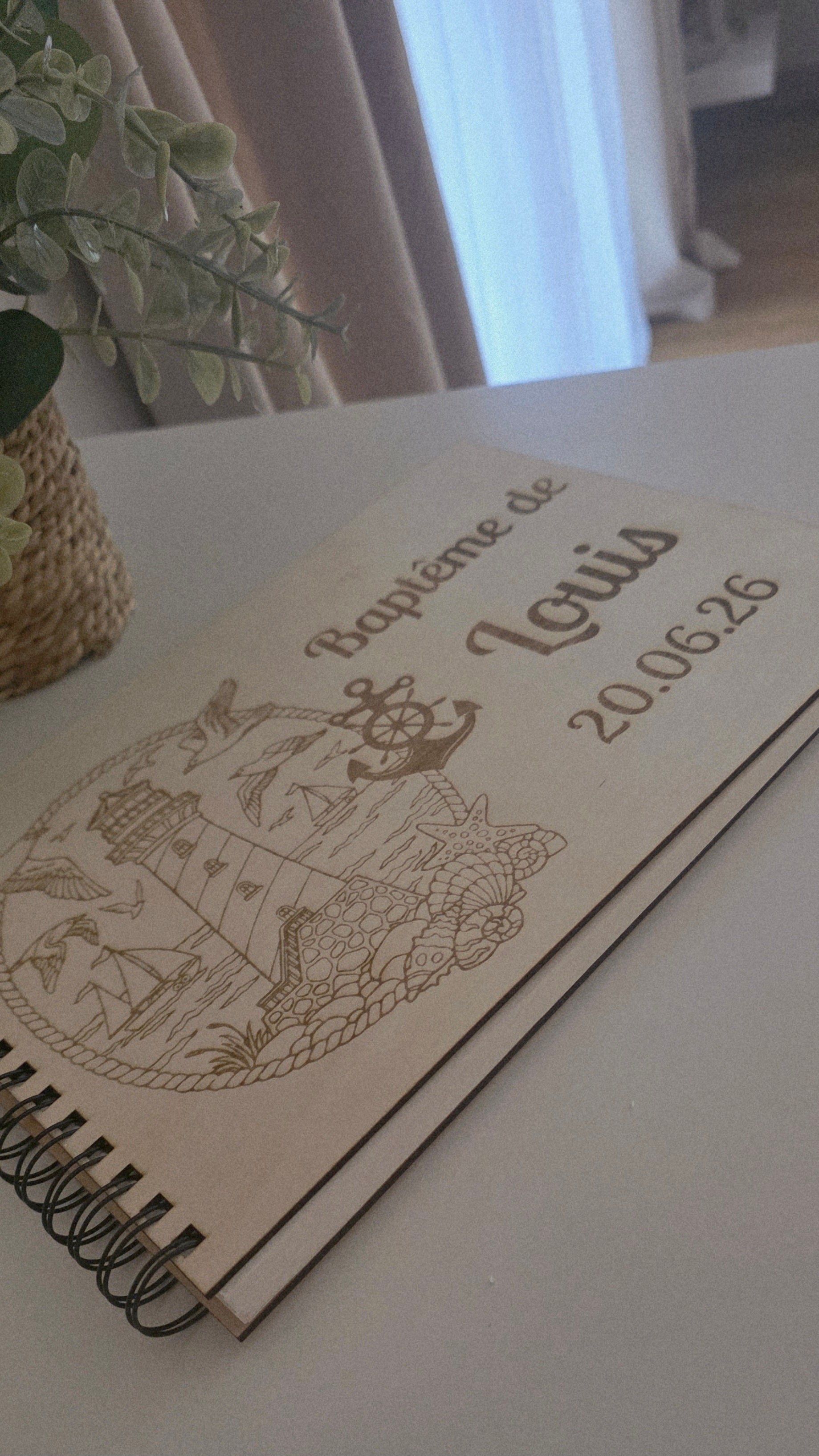 Livre d’or baptême personnalisé thème mer phare – Livre d’or bois A4