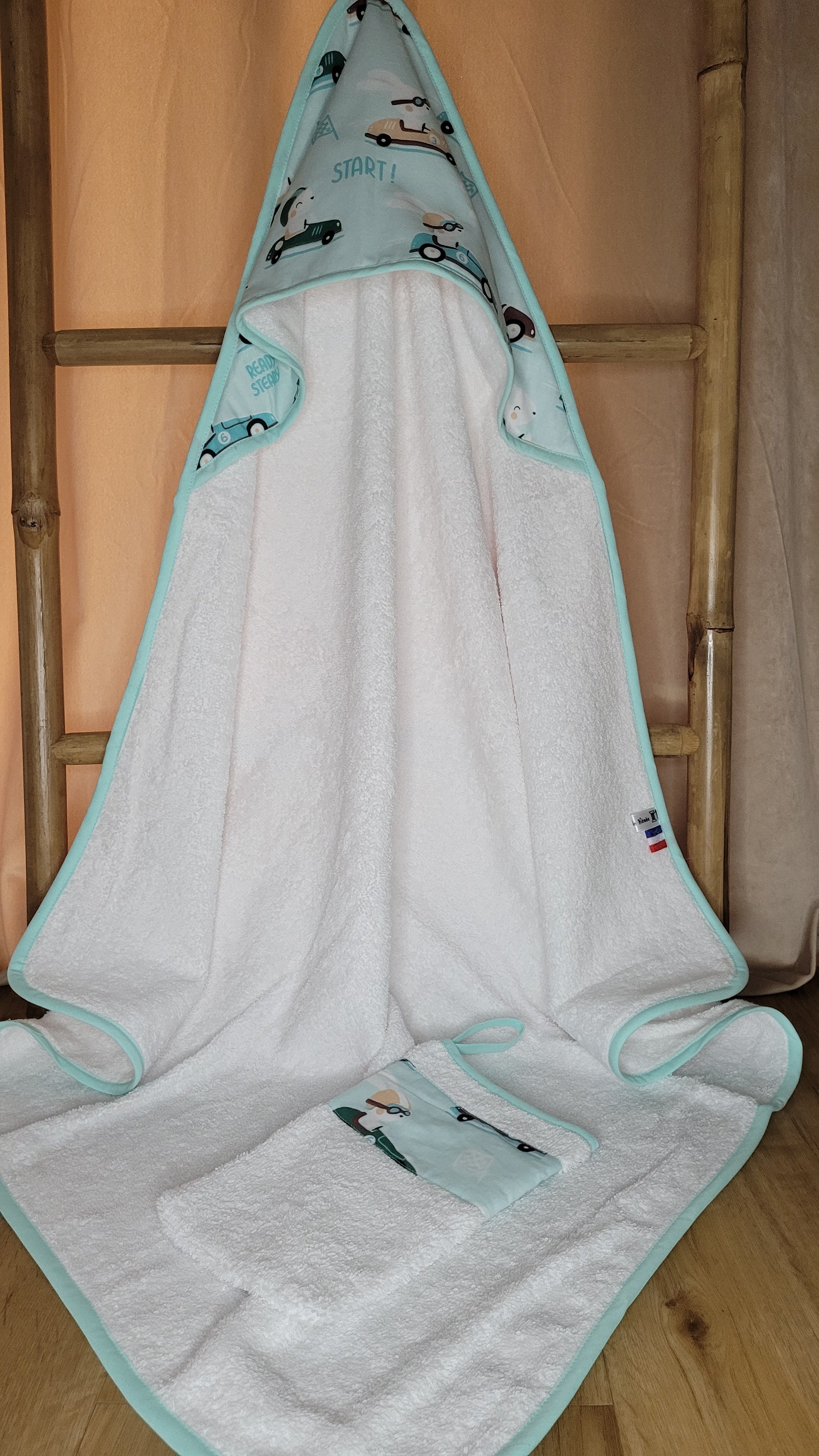 Cape de bain et son gant